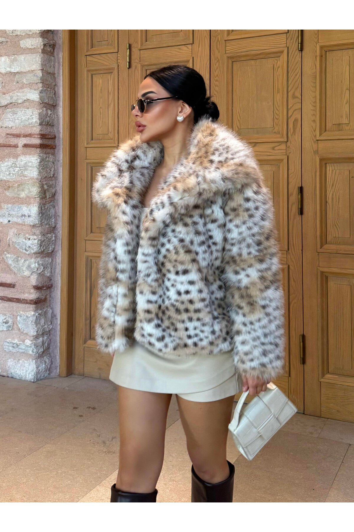 HARMONY GLOBAL  Leopar Desenli Şal Yaka Kürk Mont – Yumuşak Dokulu, Oversize Kalıp, Kışlık Şık Kadın Dış Giyim 7552 - Görsel 3