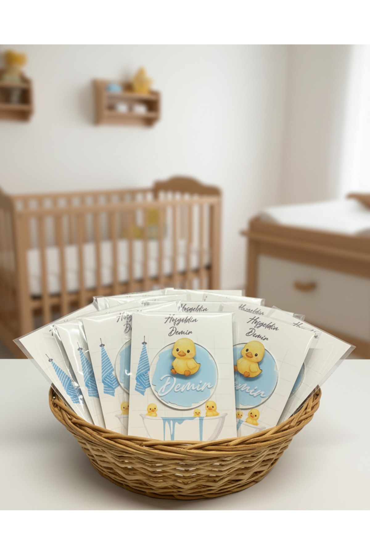 LABİREND PRODUCTS 10'lu paket Şeffaf Pleksi Civciv Figürlü Bebek Magnet Kartlı ve Jelatinli İsme Özel Hatıra fotoğrafı 3 (önizleme)