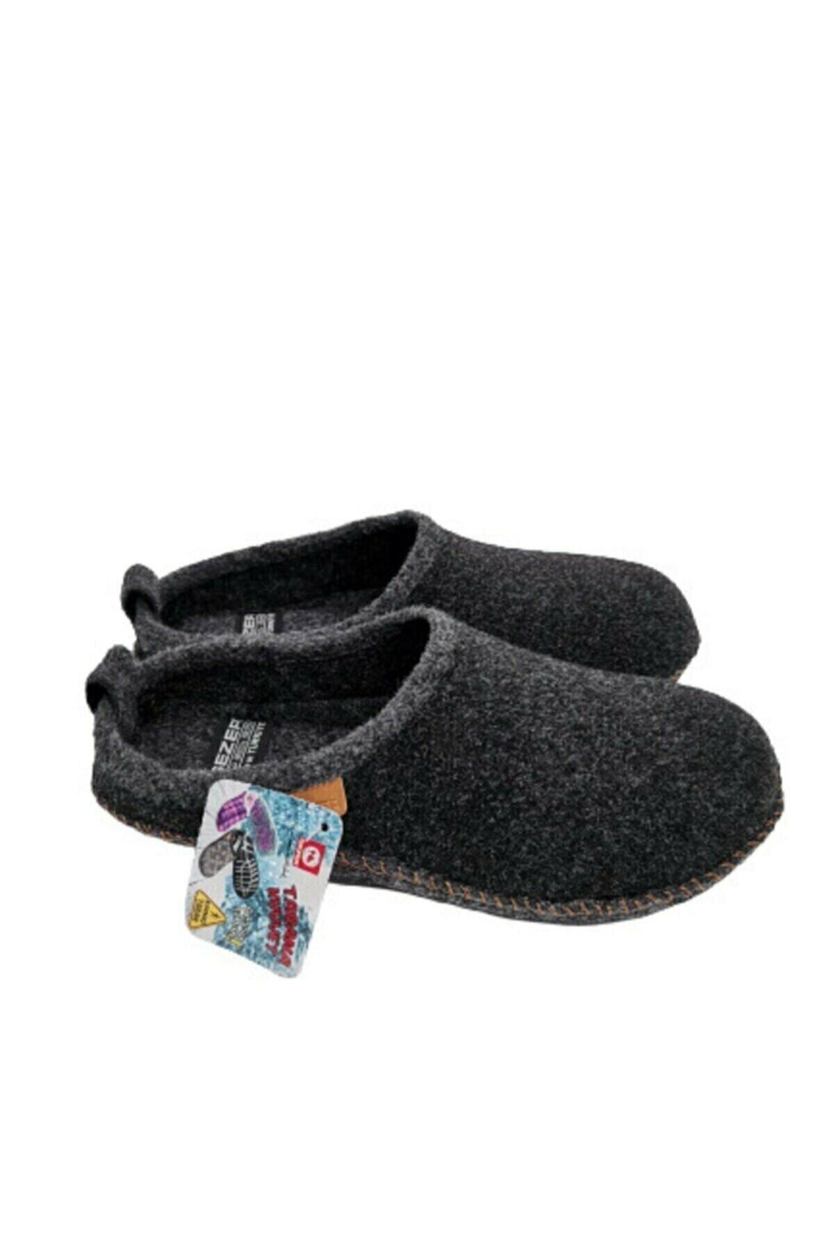 GEZER 13653 Siyah Erkek Keçe Ev Terliği Ses Yapmaz Ve Kaymaz Tabanlı