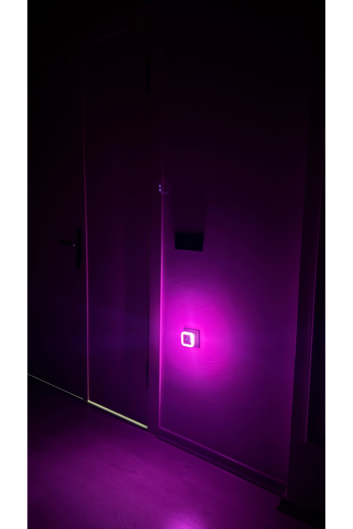 CT 9500 PHOTOCELL NIGHT LIGHT PINK