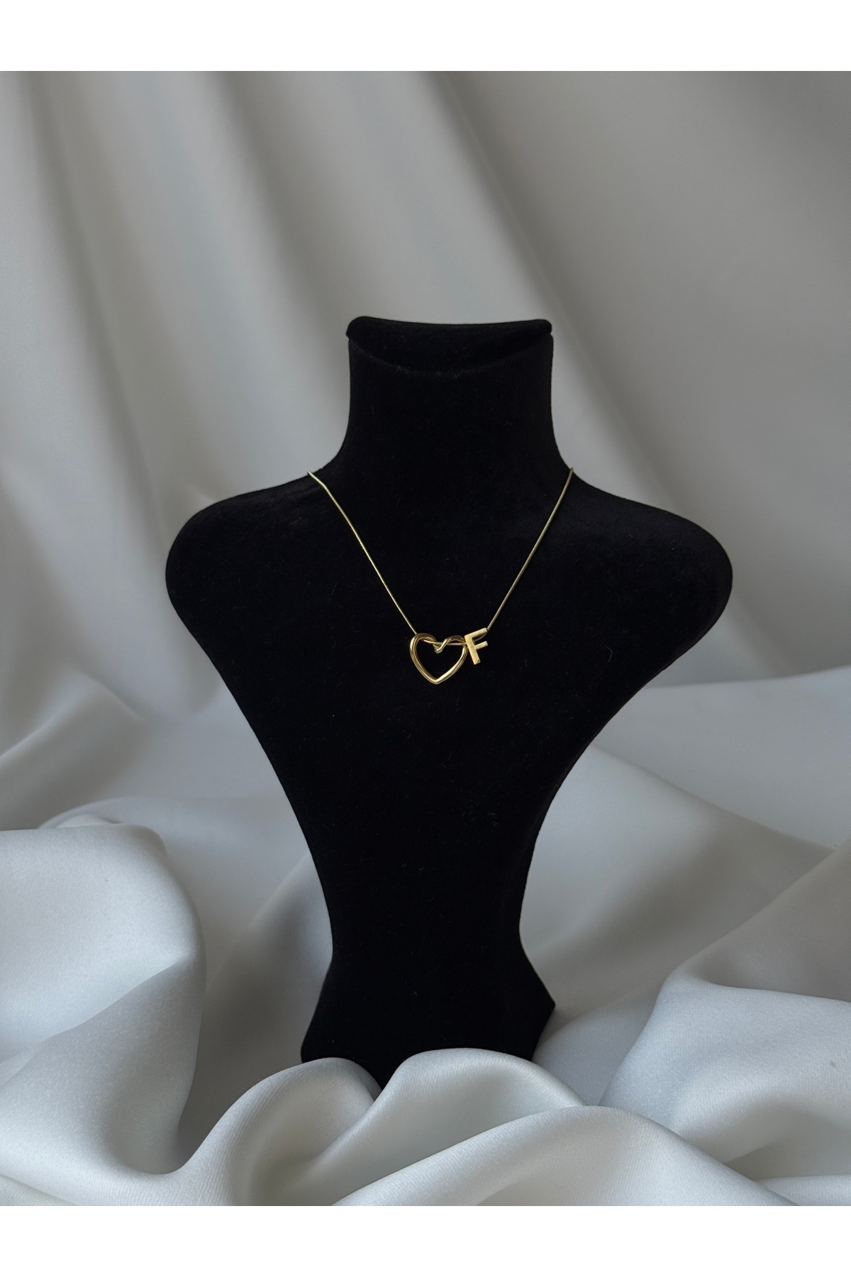 Kalp Harf Kolye — Gold