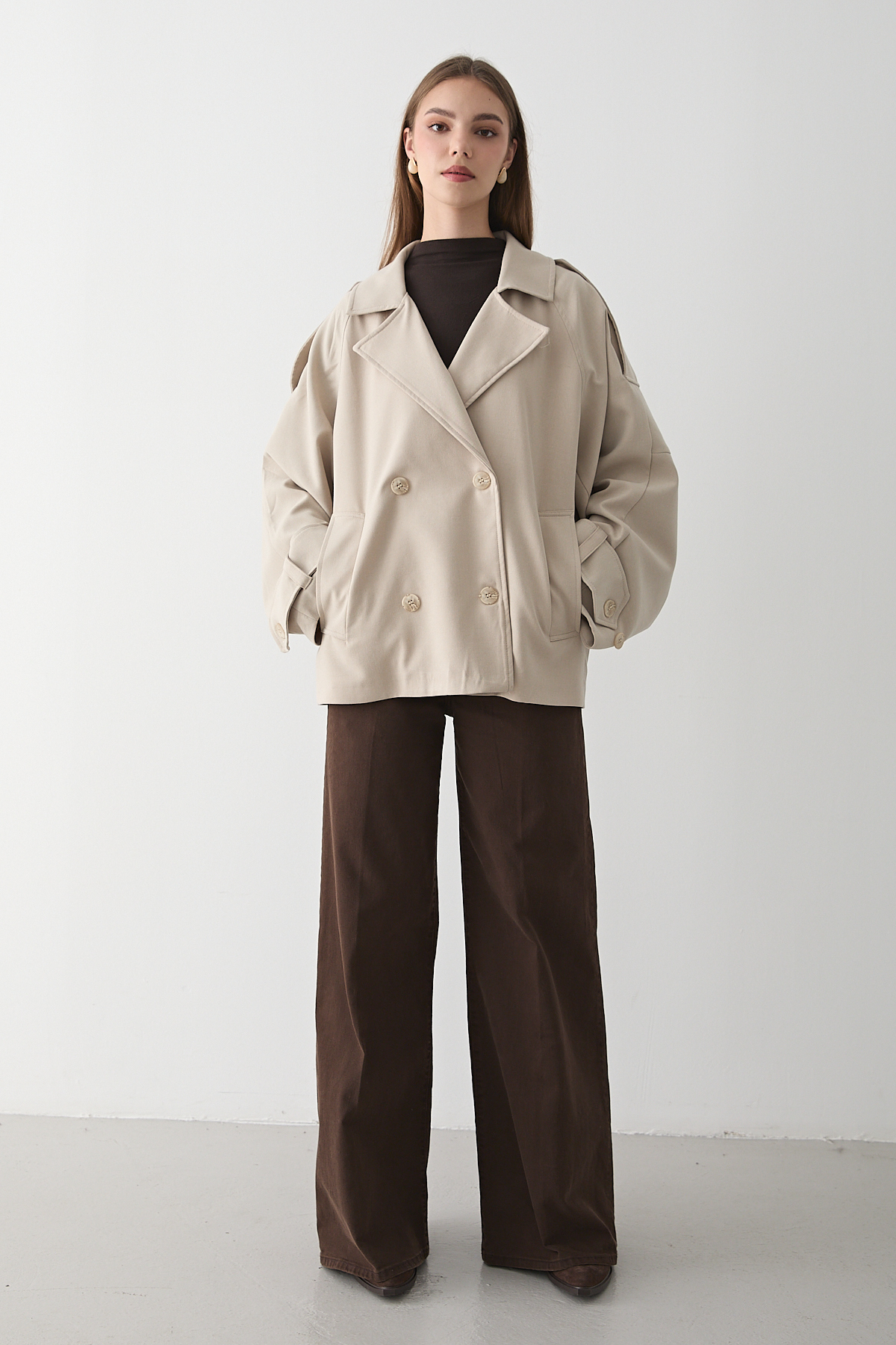 JASTE Kadın Oversize Kruvaze Yaka Kısa Trençkot görsel 3