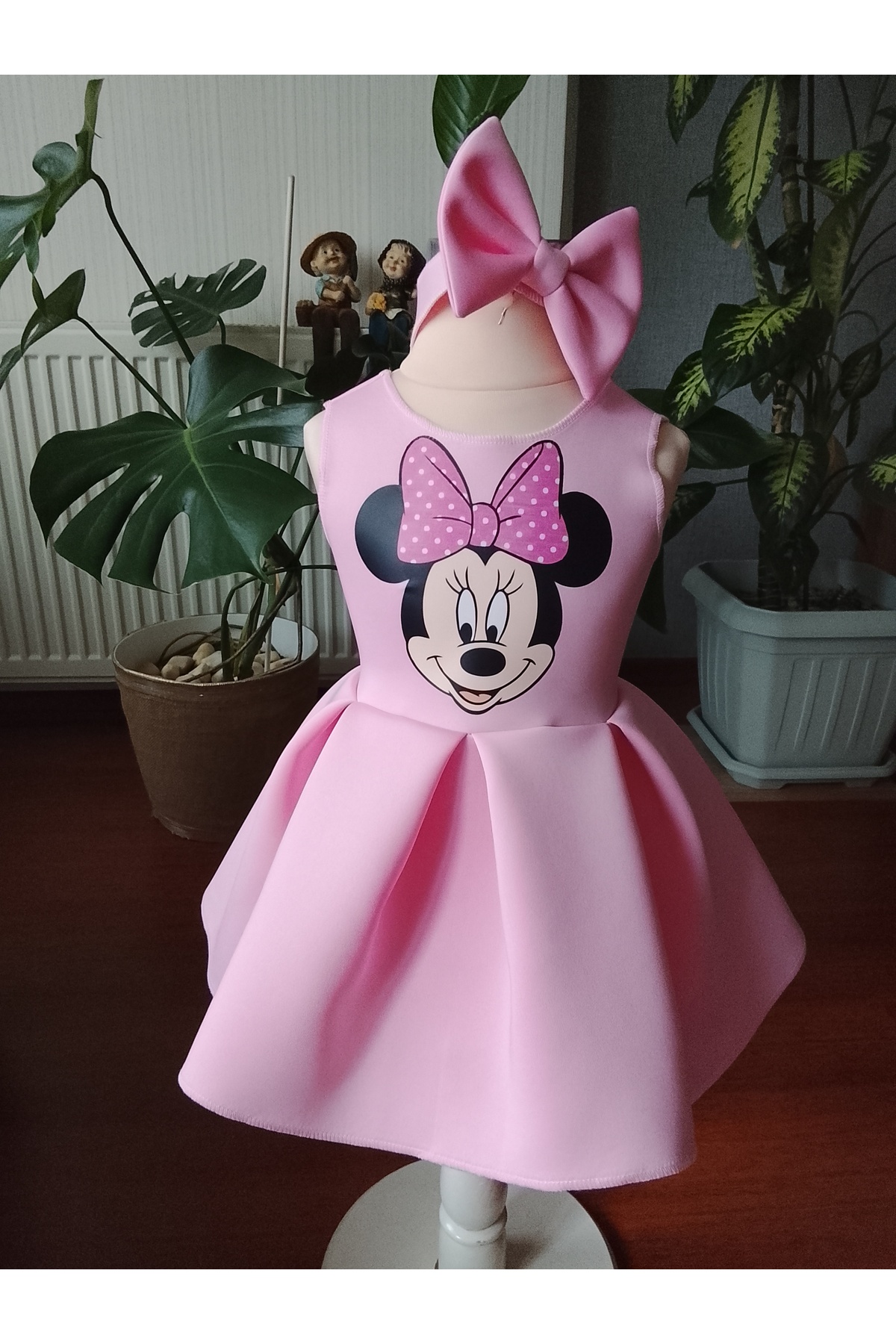 Tasarım Dünyası pembe minimause doğum günü elbisesi fotoğrafı 3 (önizleme)