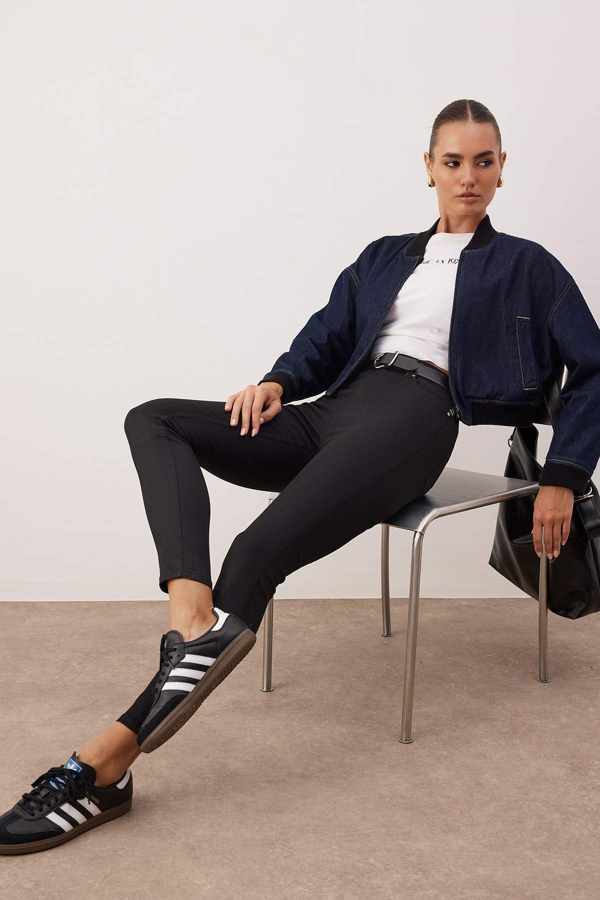 Trendyolmilla  Siyah Yüksek Bel Esnek Skinny Jeans TWOAW26JE00250 - Görsel 2