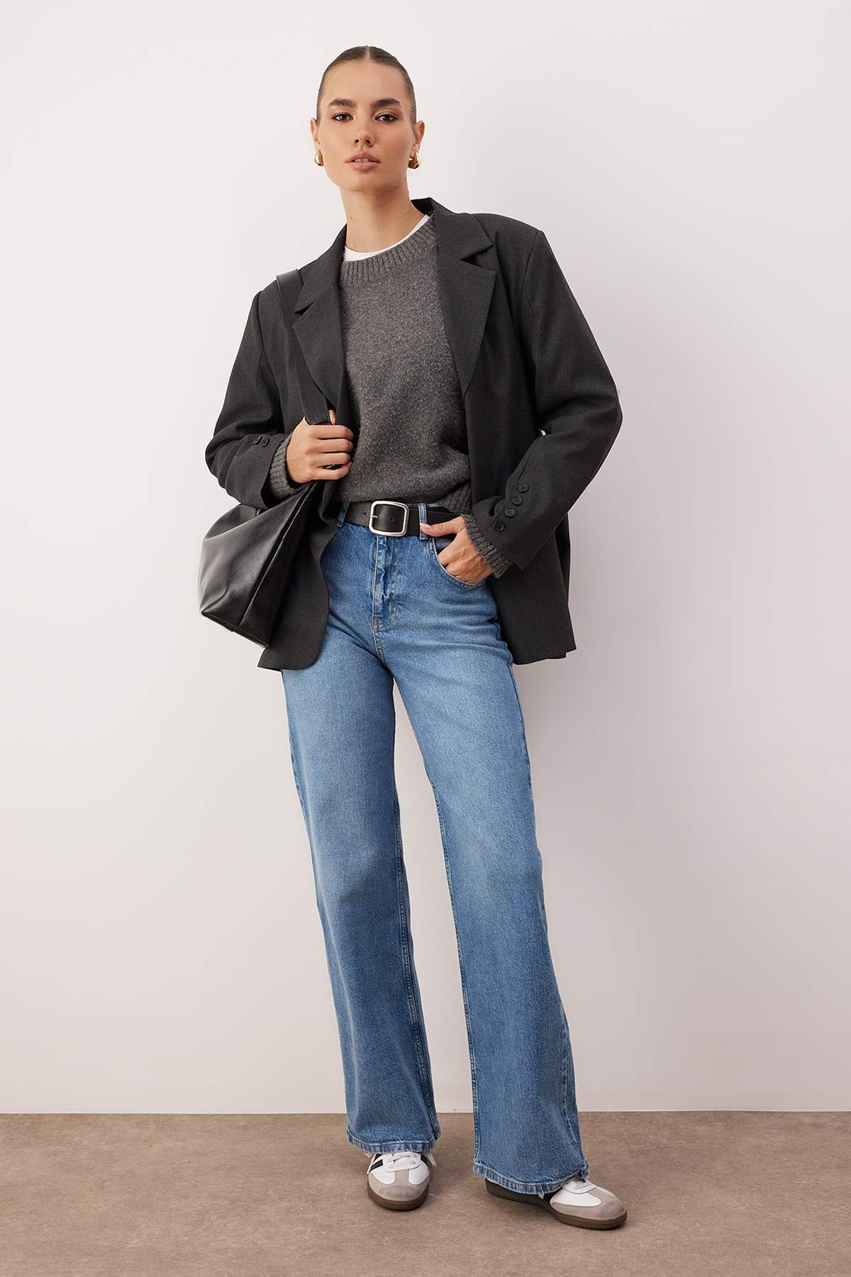 Trendyol Collection Niebieskie jeansy z wysokim stanem Comfort/Elastyczne sze...