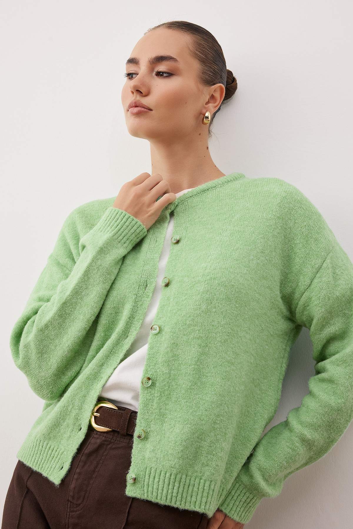 Trendyolmilla  Wardrobe Essentials Açık Yeşil Yumuşak Dokulu Triko Hırka | TWOAW26HI00082