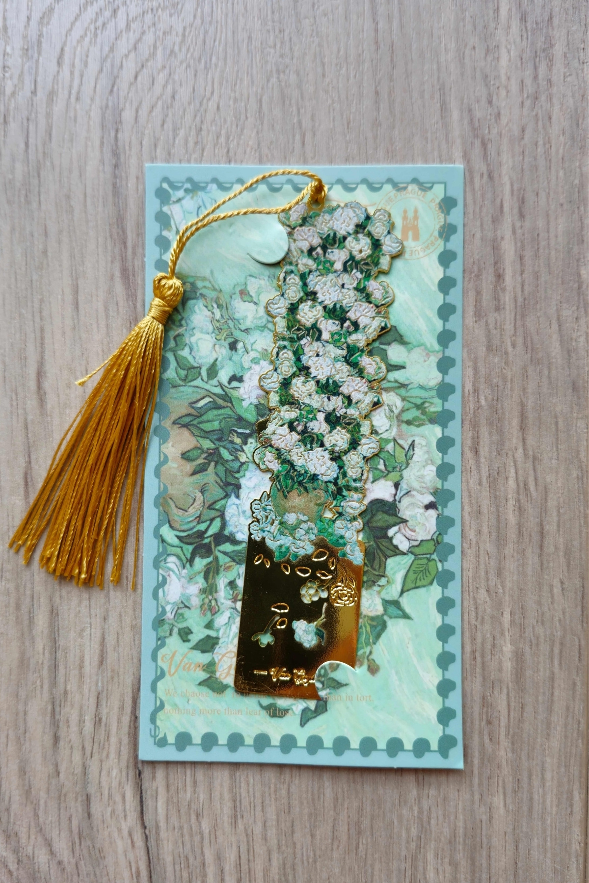 Kolbi Craft Beyaz Güllü Vazo Van Gogh Püsküllü Altın Renk Metal Kitap Ayracı Hediyelik Sanatsal