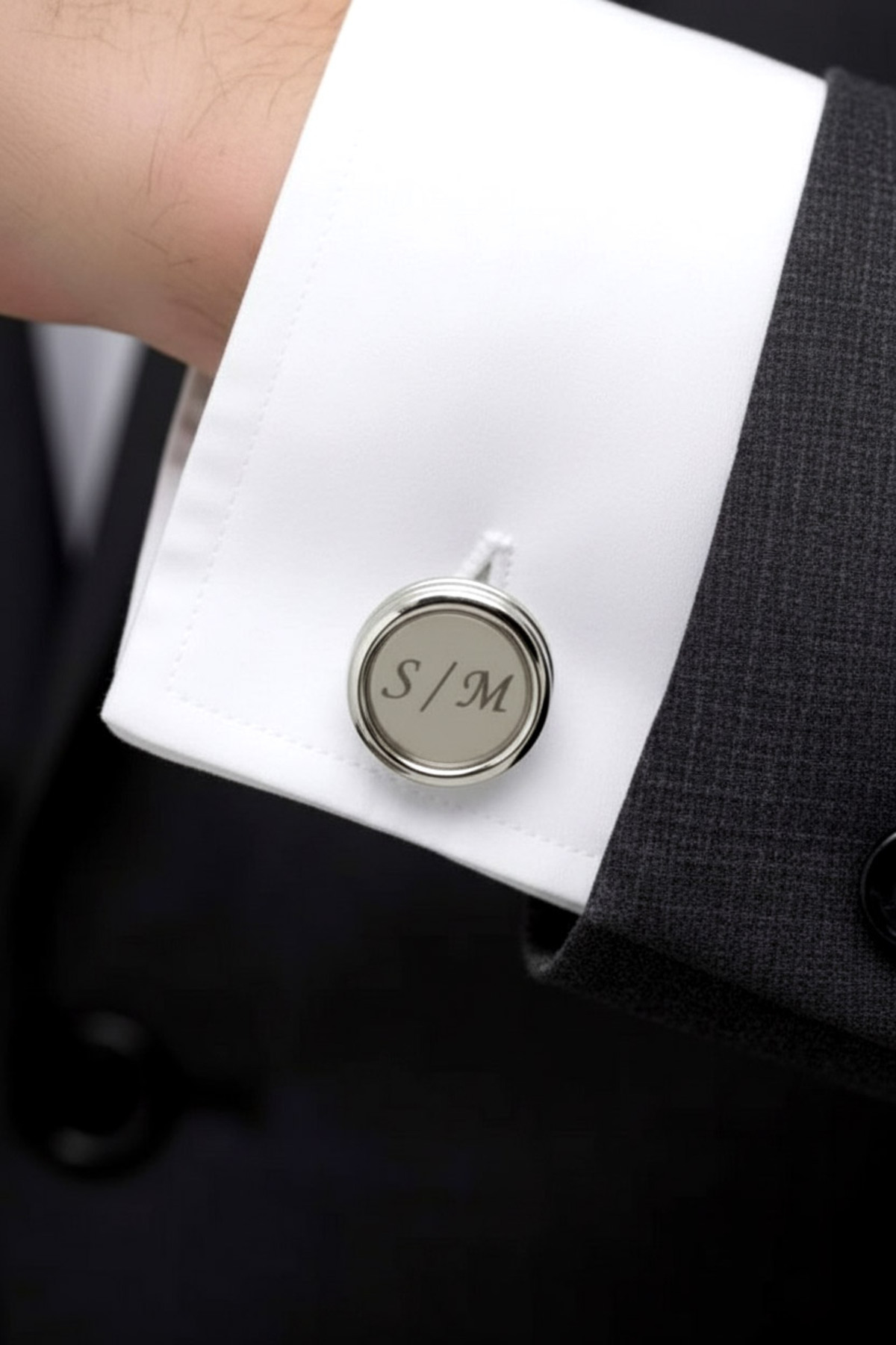 godfroy Kişiye Özel Lazer İşlemeli Harf & Damatlık Kol Düğmesi