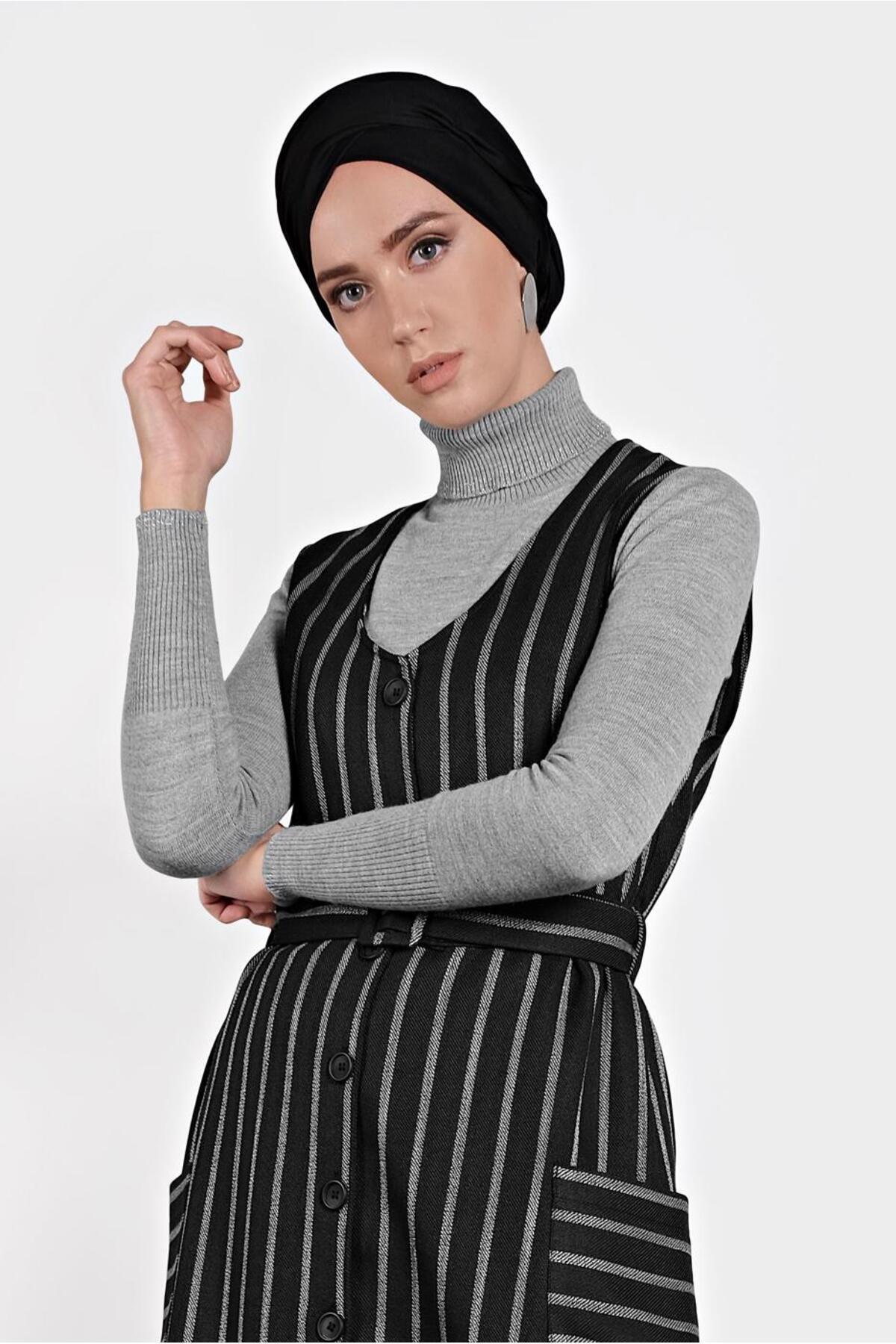 آلوینا لباس راه راه دکمه دار ۴۰۱۲۷ آلوینا لباس راه راه دکمه دار ۴۰۱۲۷