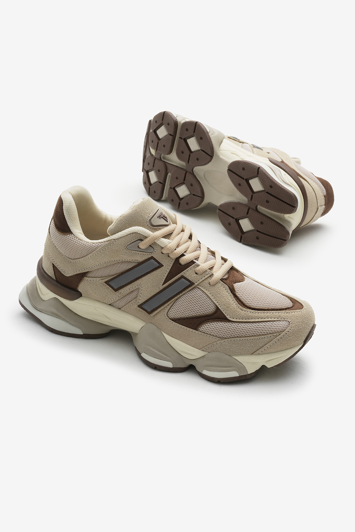 Tonny Black Унисекс маратонки, бежови, полиетиленови, анорка дизайн, високи подметки, връзки