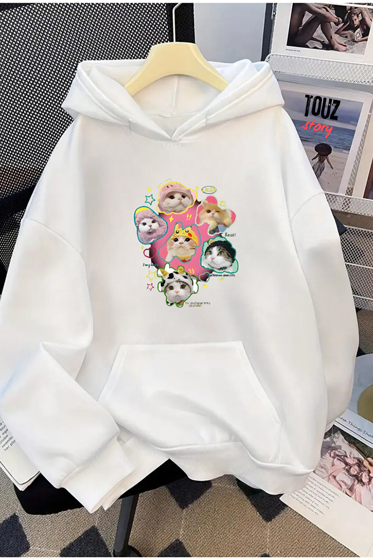 Le Savu The Cats Printed Kangaroo Pocket Hooded White Color Sweatshirt