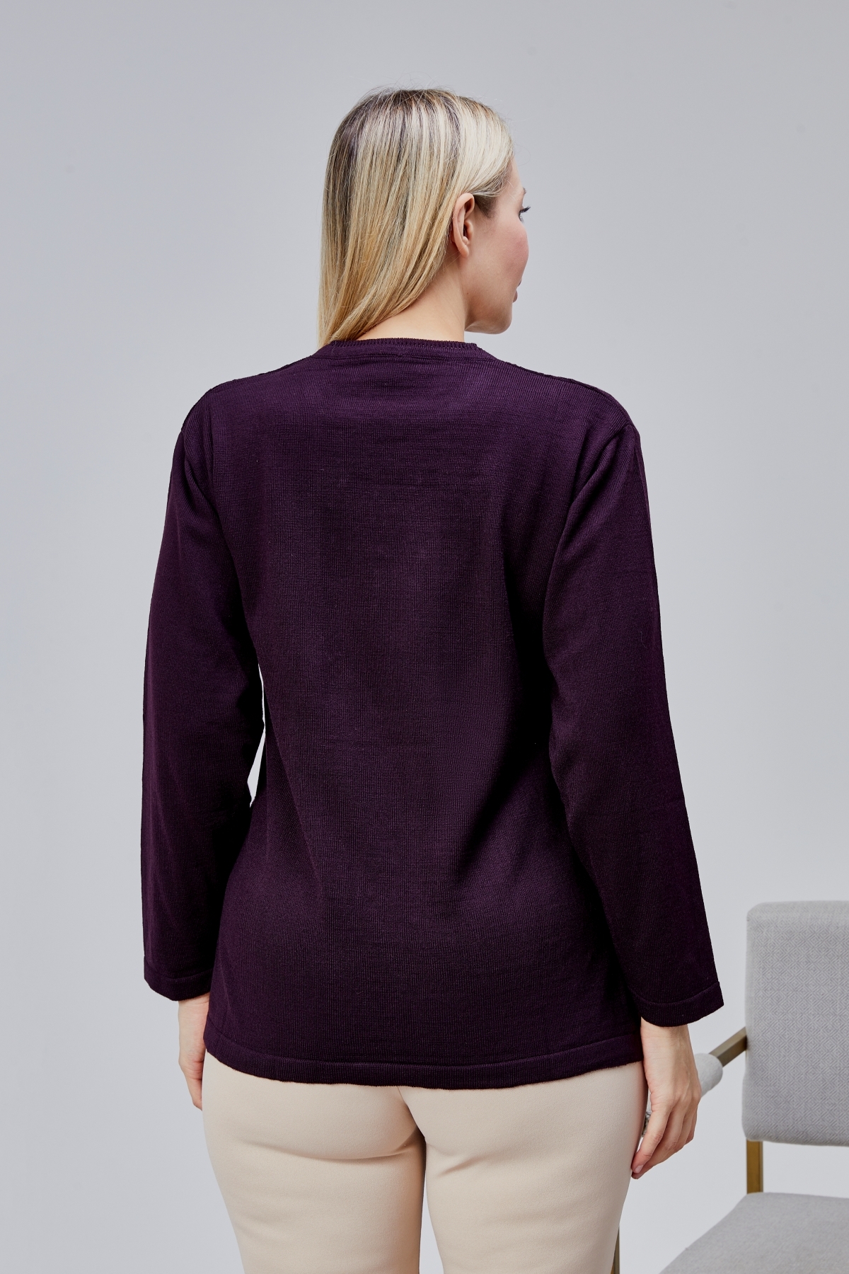 Jinx Wear Fashion  Kadın Triko Yaka İnci Detay Kışlık Orta Yaş Günlük Anne Bluz Kazak - Görsel 3