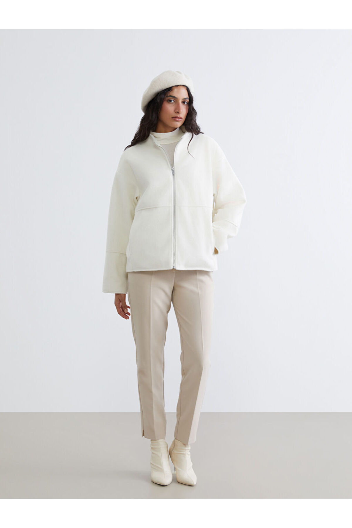 کاپشن ال سی وایکیکی W5AP56Z8NVYH