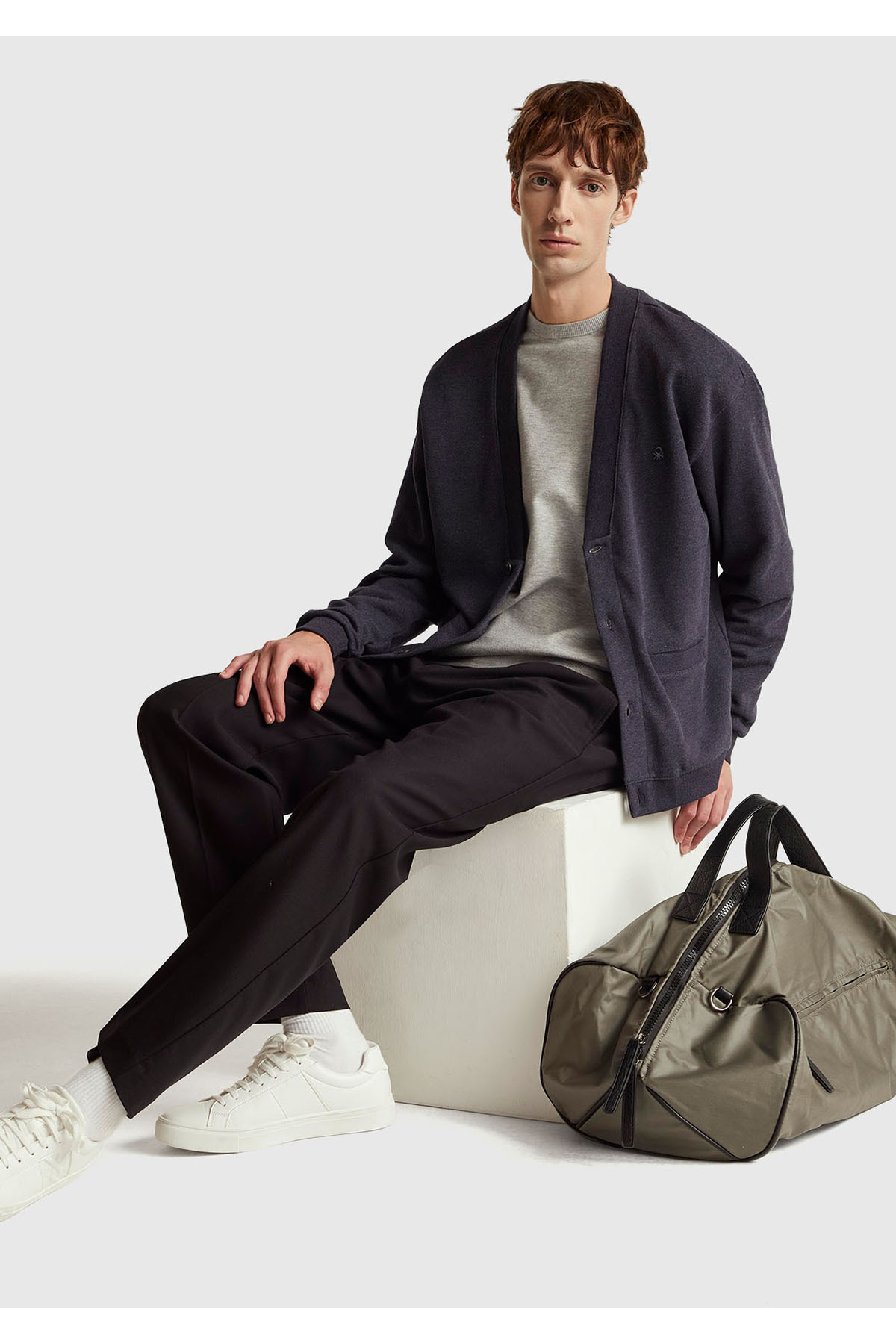 United Colors of Benetton  Erkek Lacivert %100 Pamuk Logo İşlemeli Cep Detaylı Düğmeli Hırka - Görsel 5