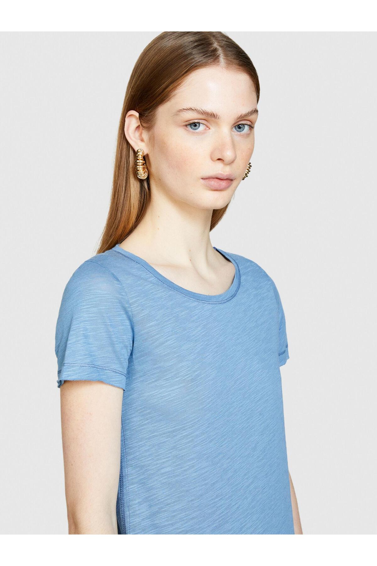 Women T-Shirts 👚 40-80% off! Stylish Comfort for You Trendyol