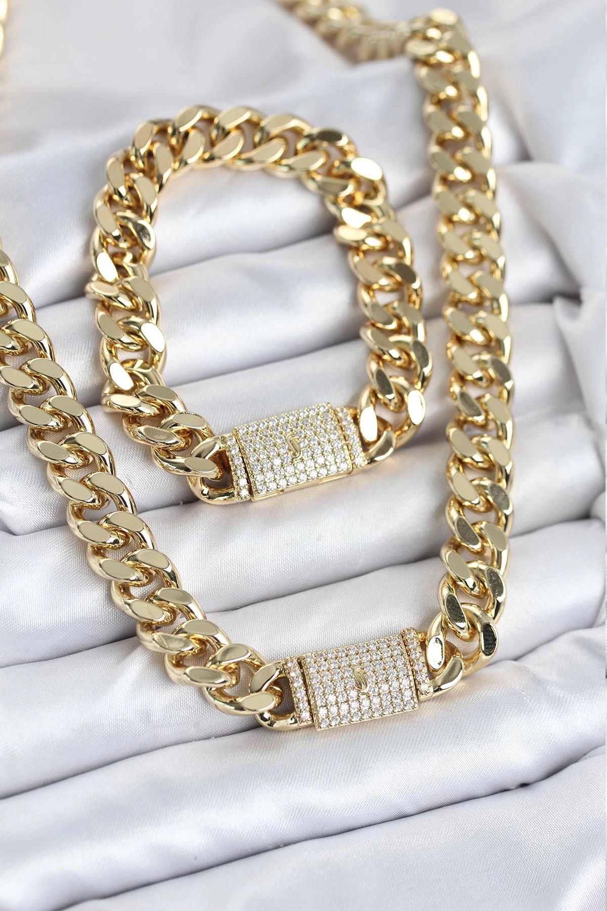 cenk x store BFS Xuping Gurmet Gold Renk Kolye ve Bileklik Seti