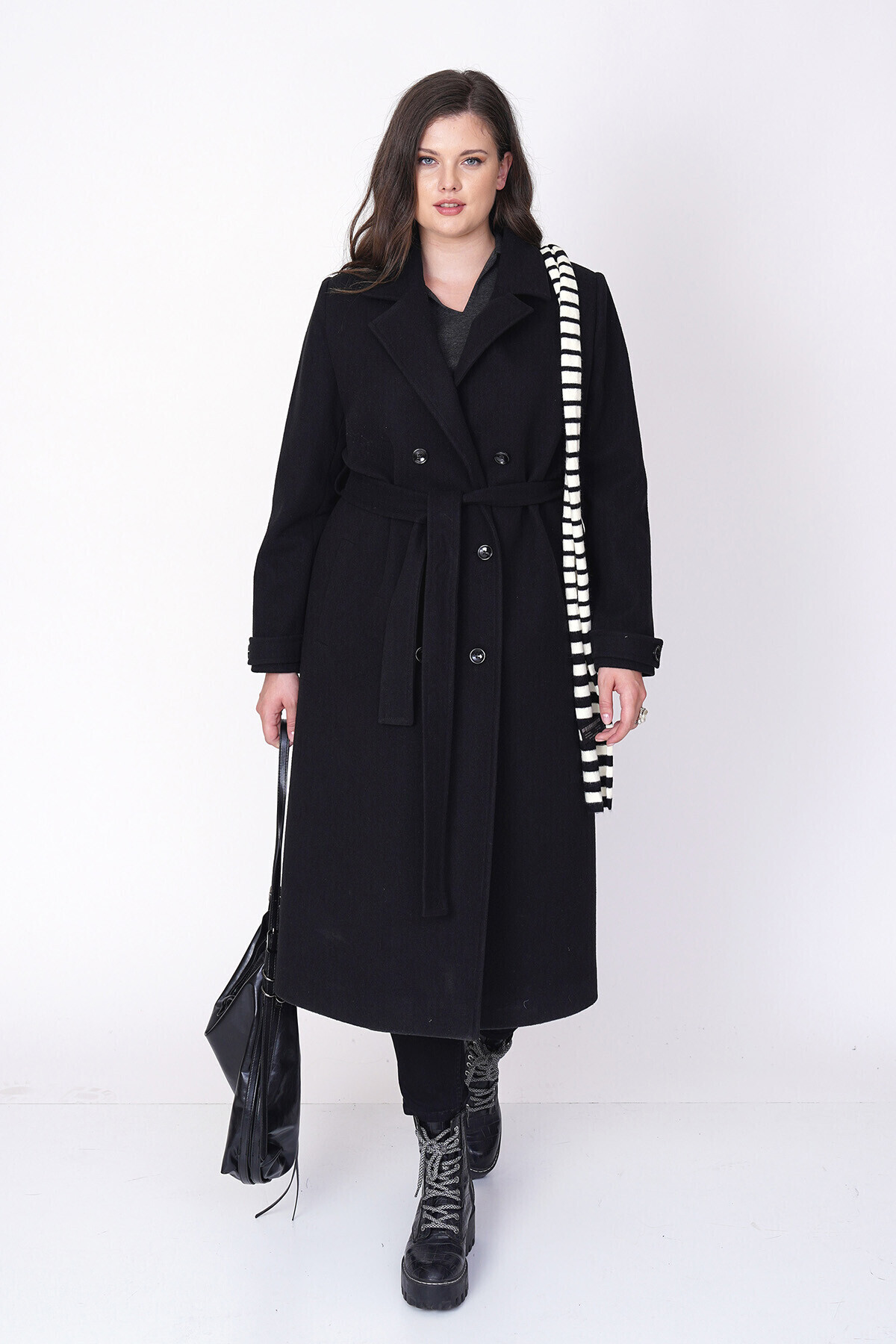 Büyük Moda KRUVAZE KAŞE KABAN