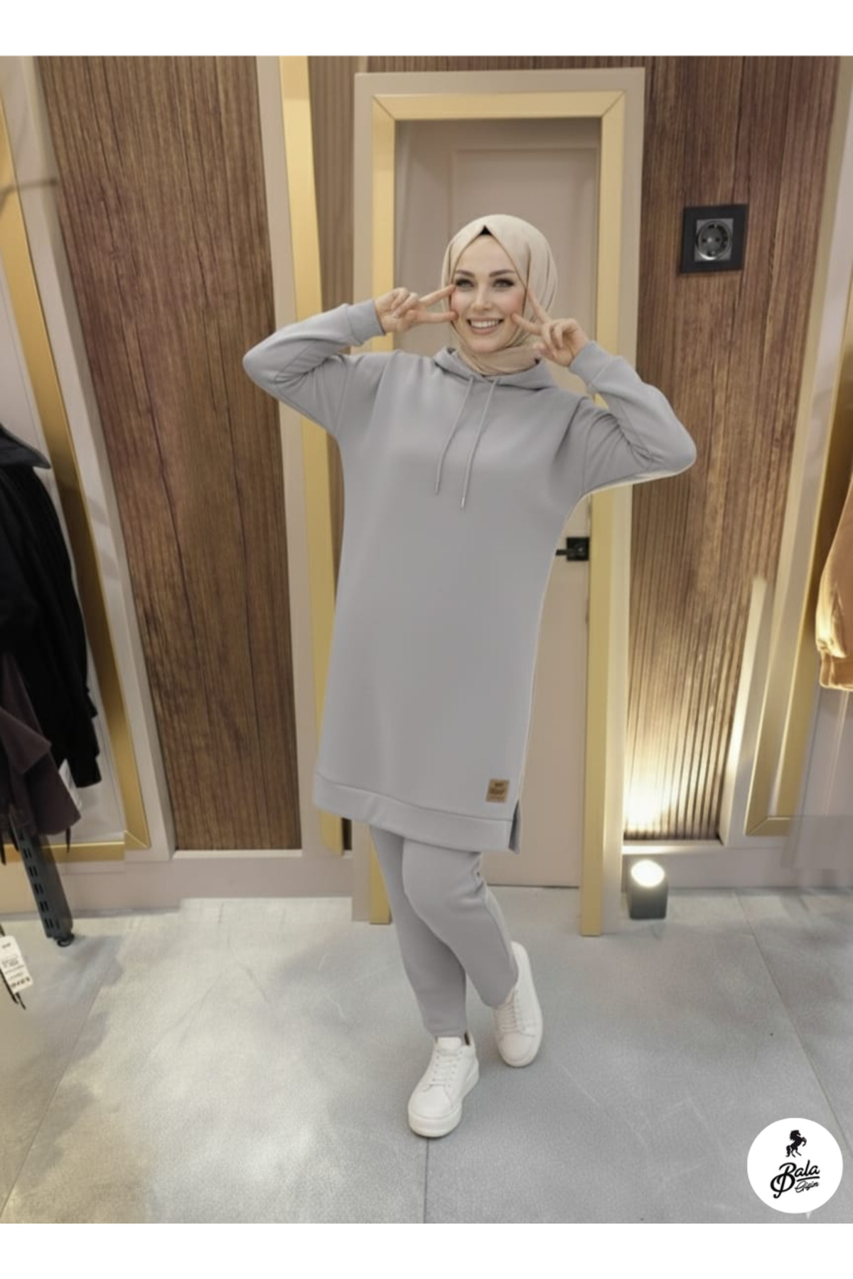 Bala Giyim  Kadın Kapüşonlu Yırtmaçlı Tesettür Tunik - Görsel 3