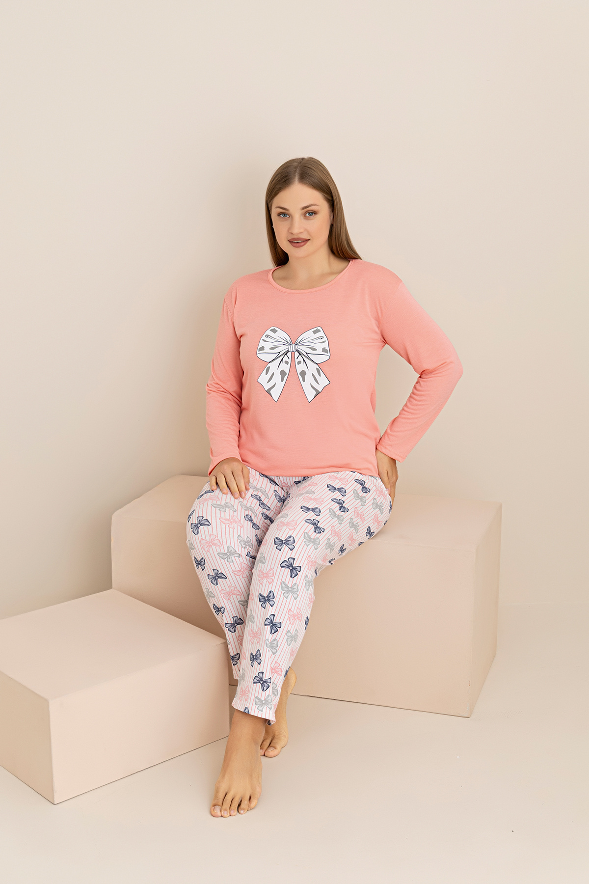 rindahomewear ΣΕΤ ΠΙΤΖΑΜΑ ΜΕΓΑΛΟΥ ΜΕΓΕΘΟΥΣ ΜΕ ΦΙΟΥΝΤΙΚΟ ΣΤΑΙΡΙΑΖΟΝΤΑΙ ΚΟΡΑΛΙ ΣΥΝΘΕΤΙΚΟ ΣΤΡΟΥΜΕΝΟ ΒΑΜΒΑΚΙ