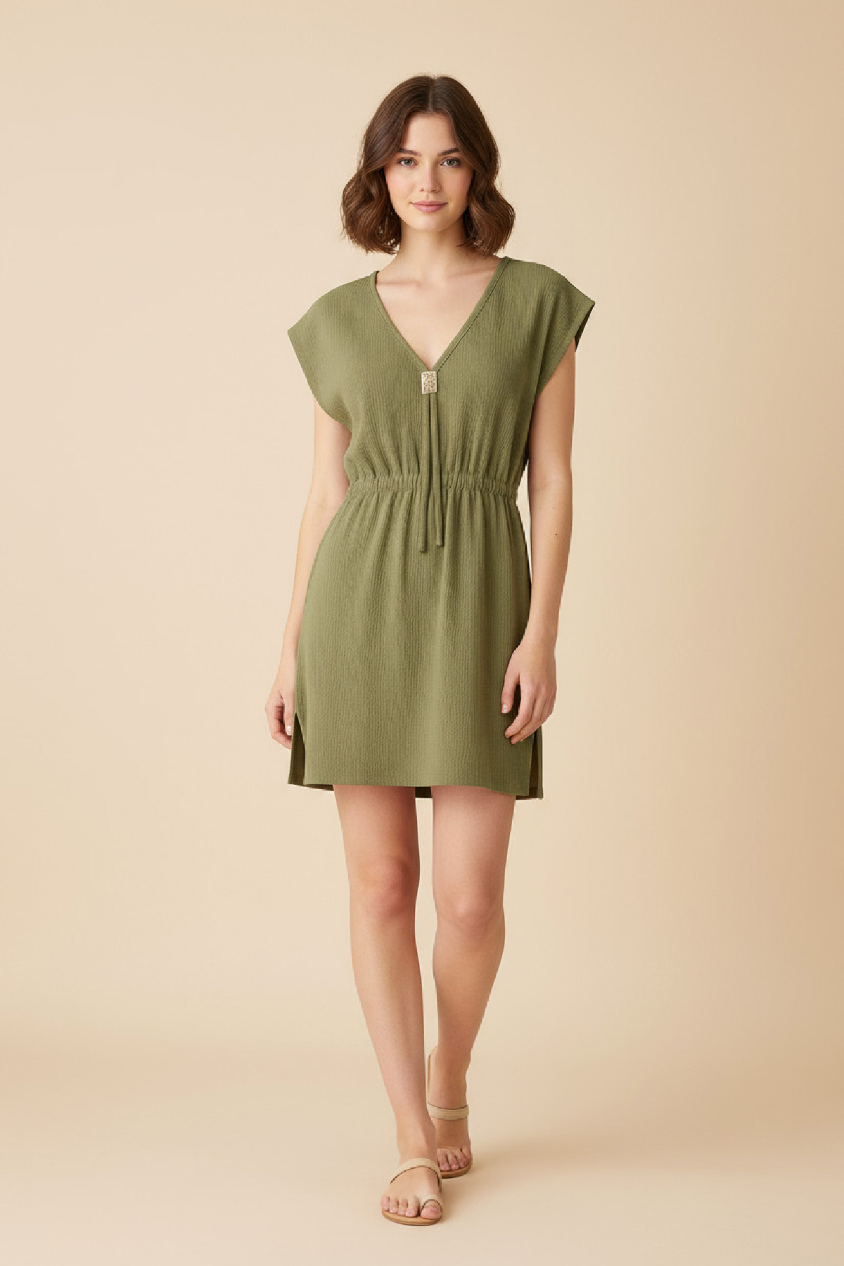 FrereConception Kadın Haki Yanları Yırtmaçlı Tokalı V Yaka Mini Plaj Elbisesi