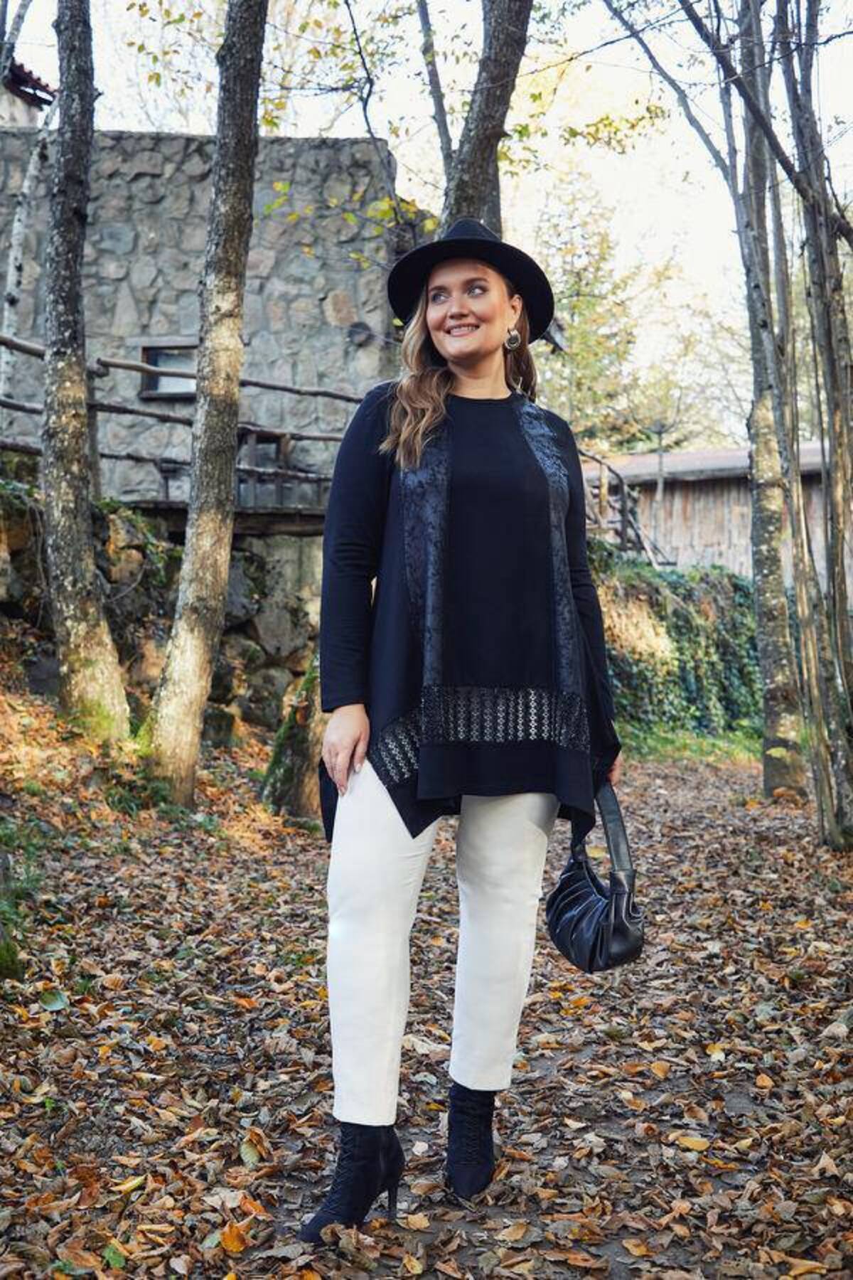 MODA Deri Detaylı Asimetrik Büyük Beden Kadın Tunik Bluz