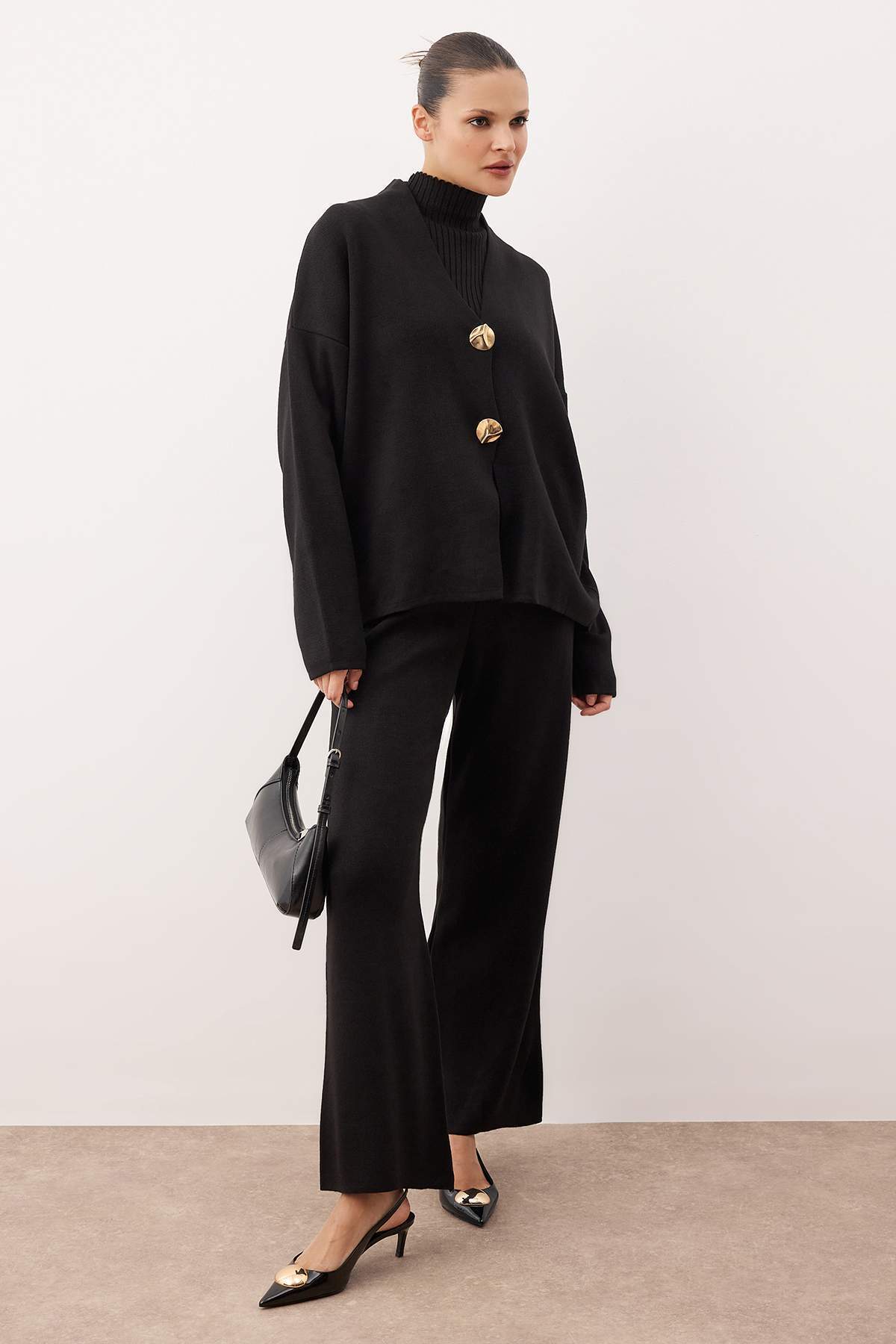 Trendyol Collection Black Accessory Detailed 3-Piece Cardigan-Blouse-Pants Knitwear Set Twoaw26Au00049