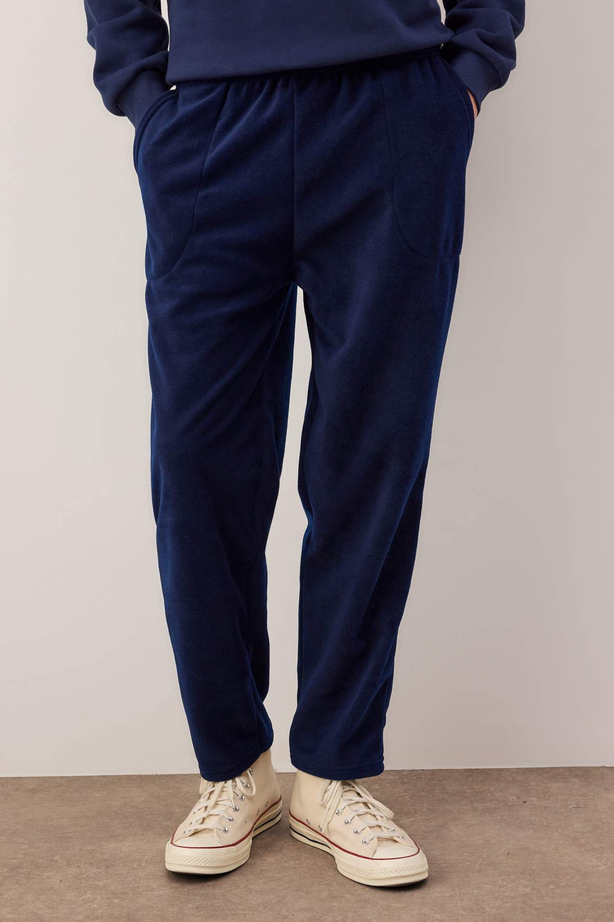 Trendyolmilla Man Lacivert Regular Kesim Açık Paça Polar Pijama Altı TMNAW26PJ00003