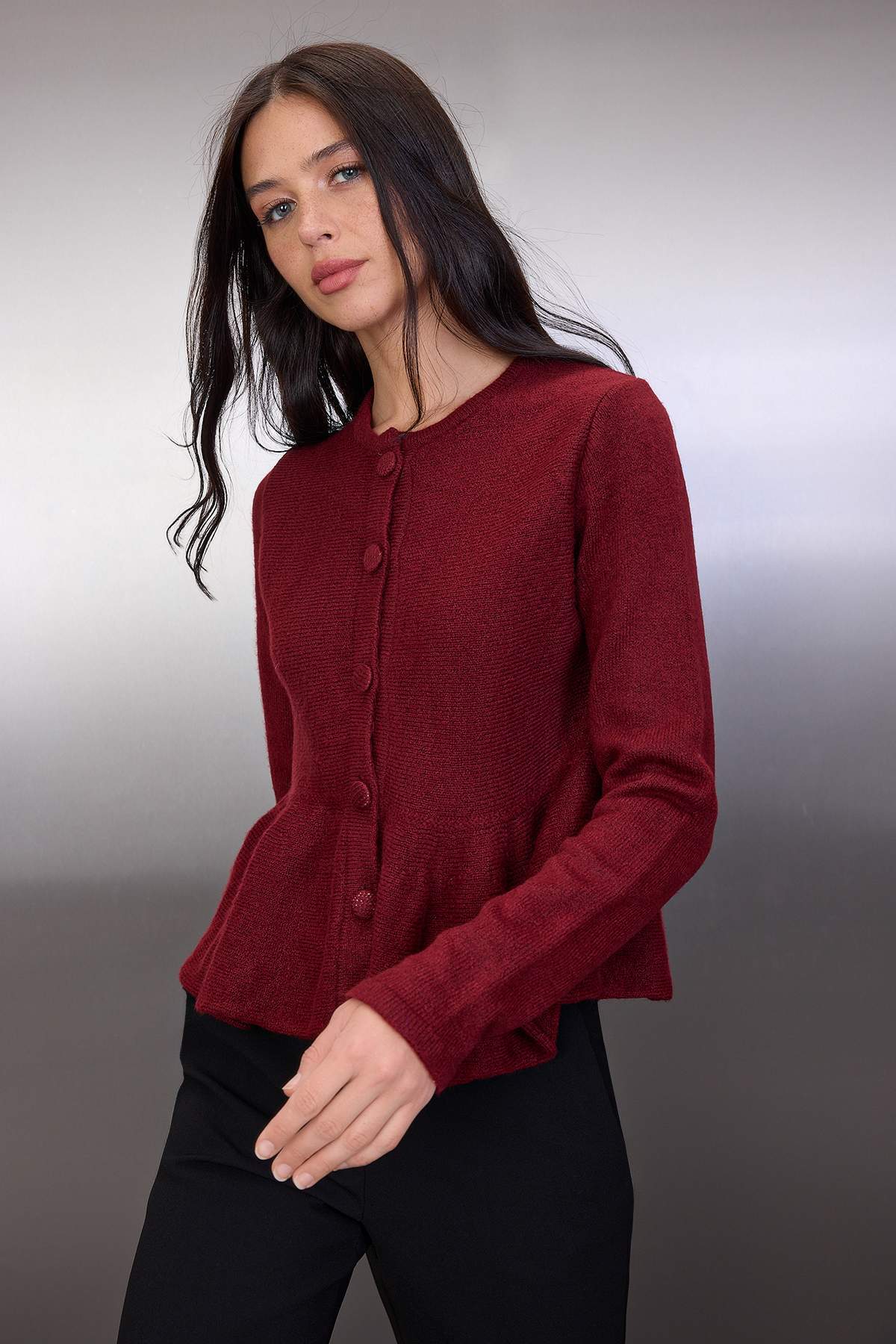 Trendyolmilla  Bordo Bisiklet Yaka Etek Ucu Volanlı Triko Hırka TWOAW26HI00232