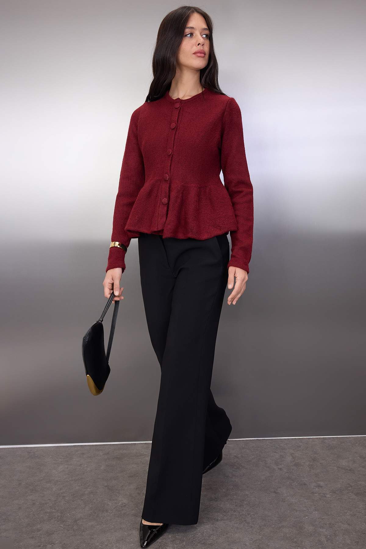 Trendyolmilla  Bordo Bisiklet Yaka Etek Ucu Volanlı Triko Hırka TWOAW26HI00232 - Görsel 2