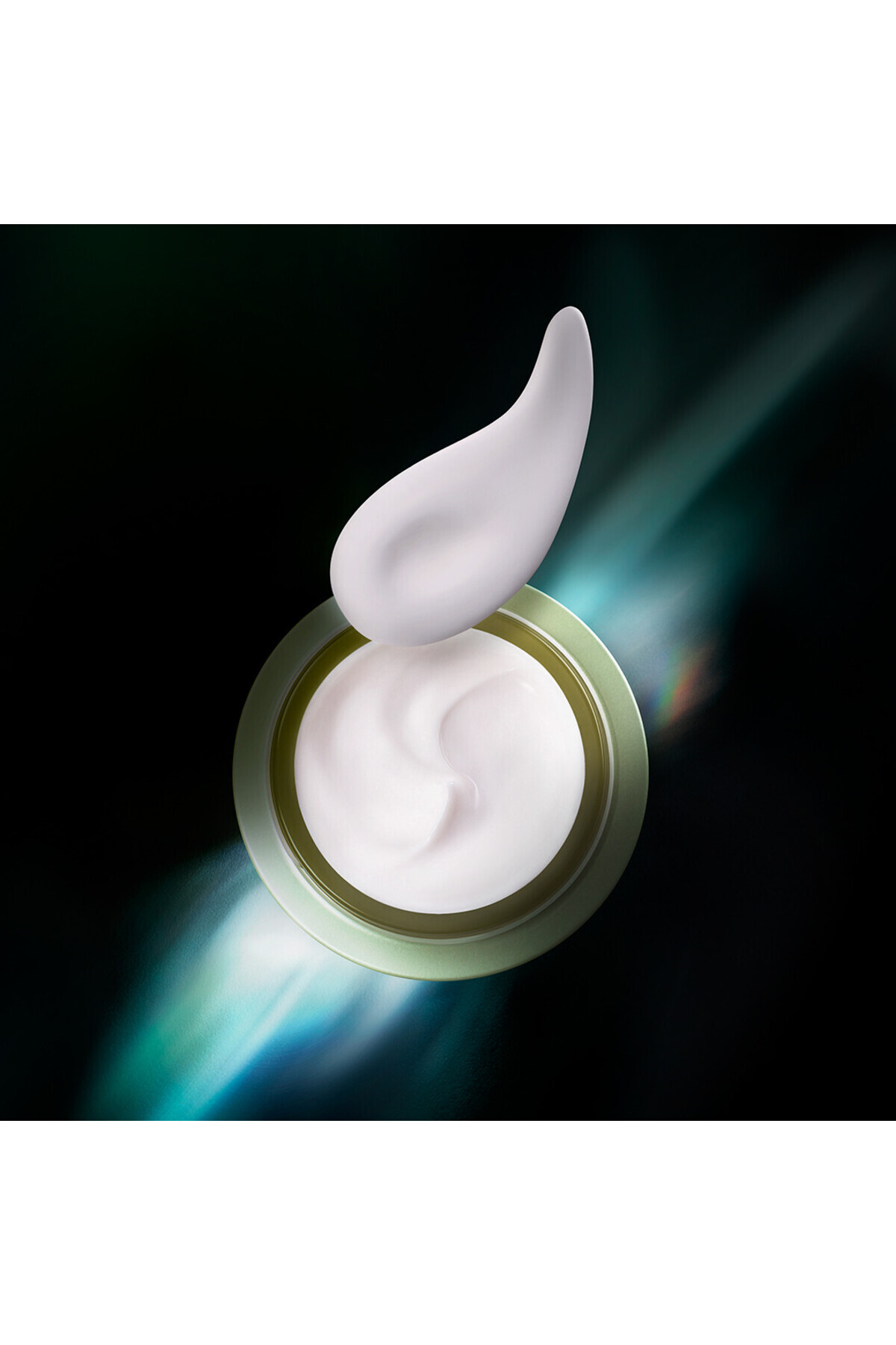 Future Solution LX Legendary Enmei Ultimate Briliance Eye Cream — 20849 — تصویر 4 از 7