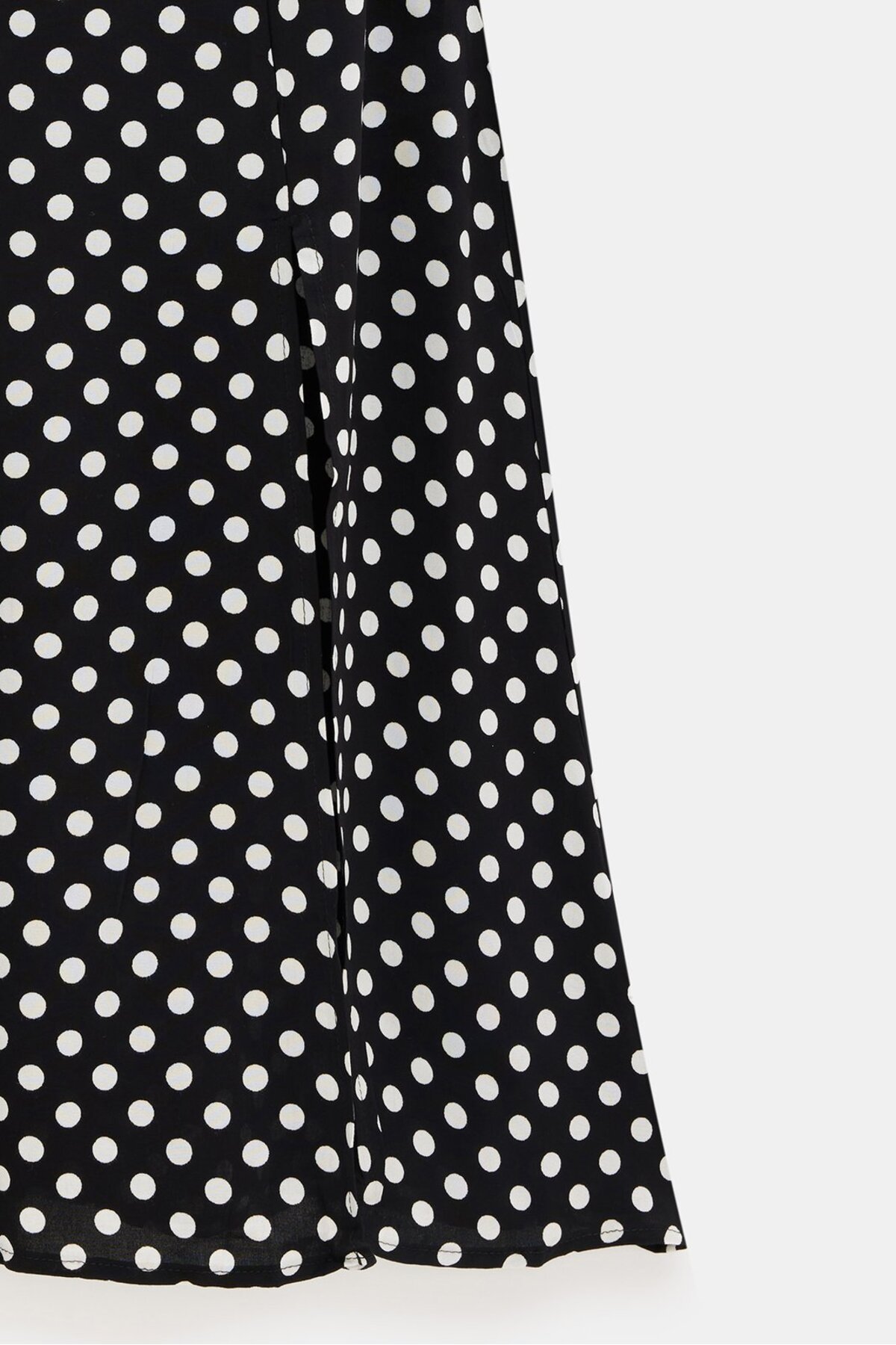 Saade  Siyah Puantiyeli Yırtmaç Detaylı Viskon Kumaş Midi Dokuma Etek - Görsel 4