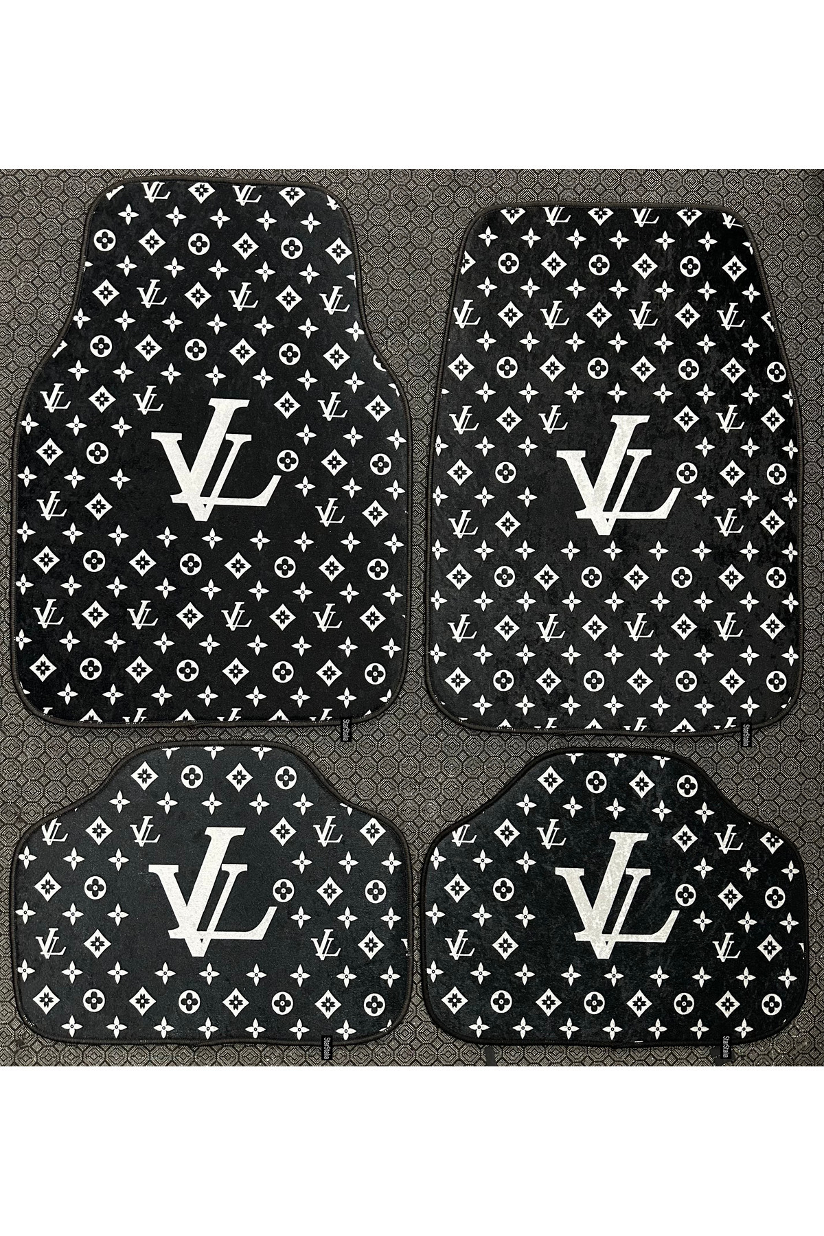 StarStalıa Siyah Beyaz Desenli Oto Paspas Leke Tutmaz Kaymaz Taban Dekor Oto Araç Paspası