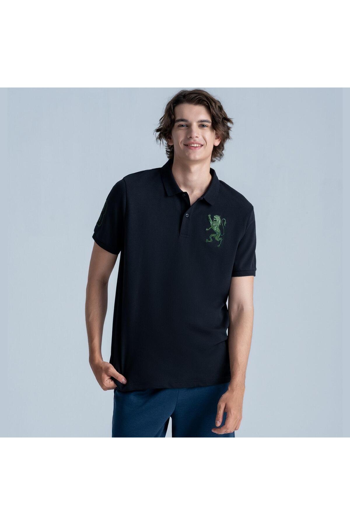 Giordano Men's 3D Lion Polo: Slim Fit, Bold Embroidery, Premium Pique