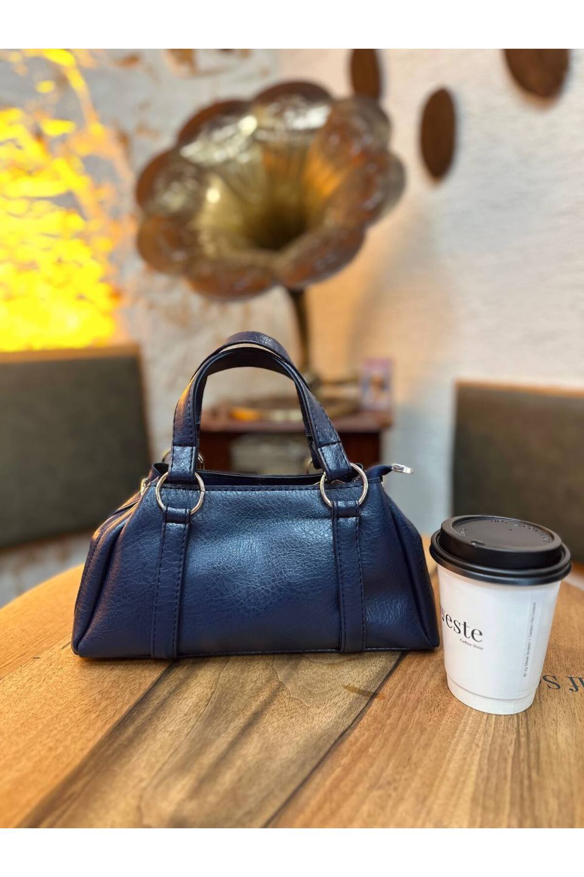 SHIKIRTI Lacivert Renk Çapraz Omuz Askılı Soft Suni Deri Halka Detaylı Kadın El ve Omuz Çantası