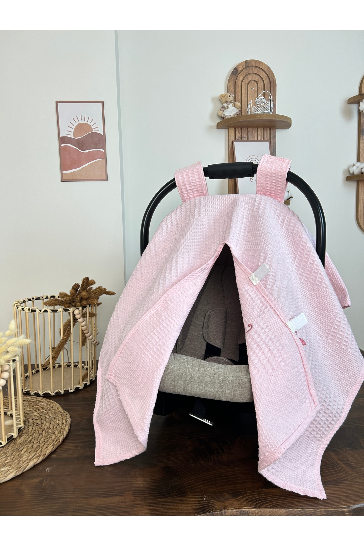 KARSU TASARIM İsimli Pembe Puset Örtüsü Nakış İşlemeli %100 Pamuk Çok Amaçlı Waffle Pike Kumaş fotoğrafı 6 (önizleme)