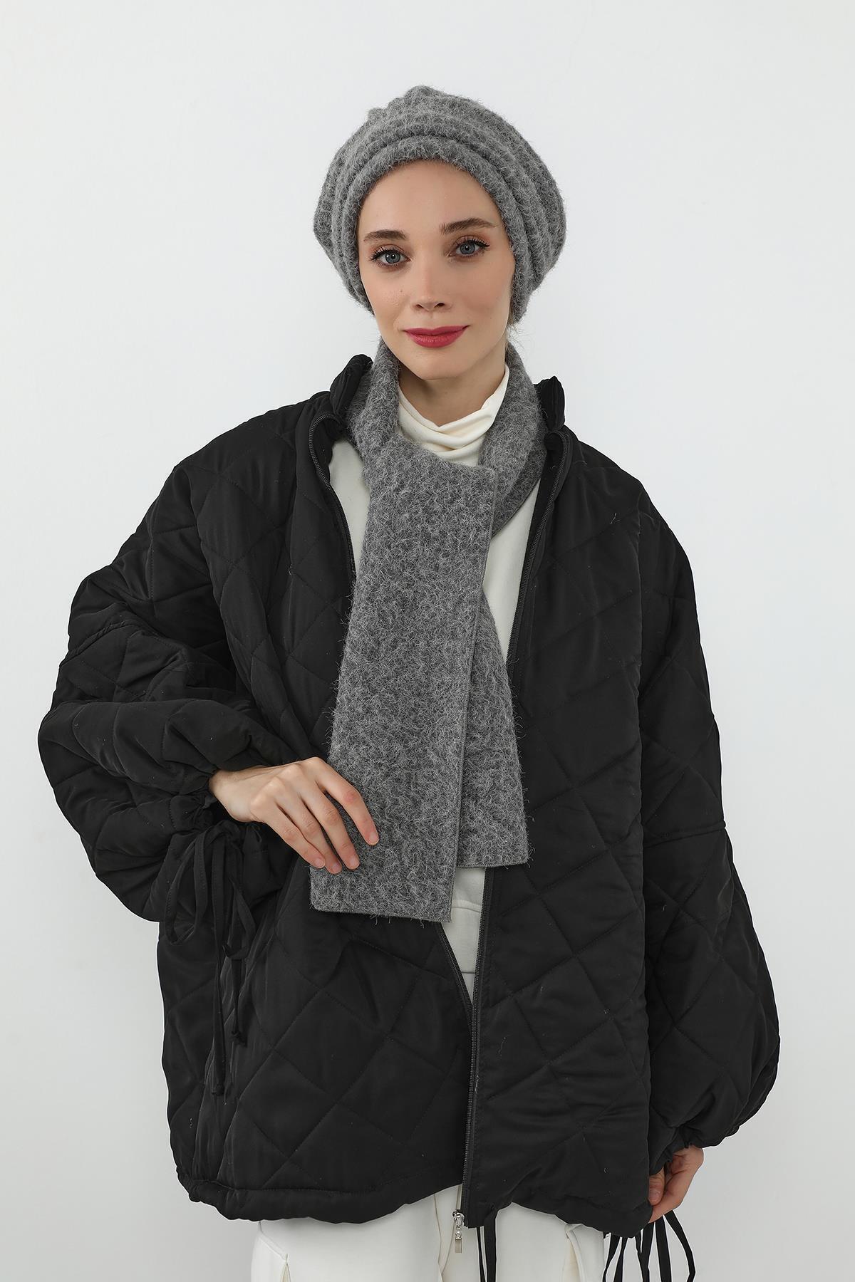 Aisha's Design Kışlık Tüylü Pileli Bone ve Atkı Takımı,BAT-3TK