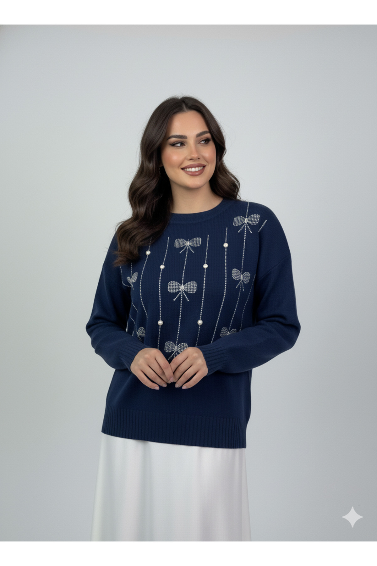 Blue Morpho Fiyonk Sıralı Triko Taşlı Etek Üstü Crop Kazak