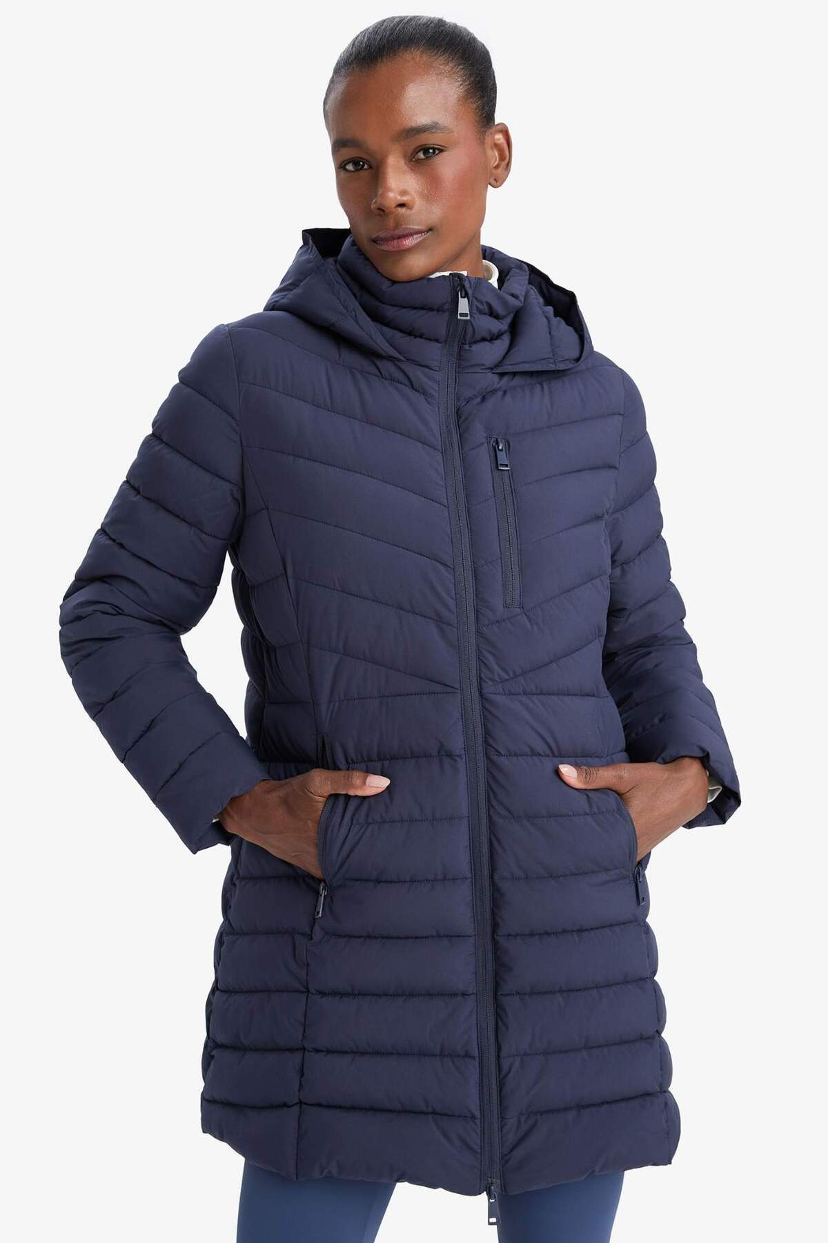 DeFacto DeFactoFit Su İtici Regular Fit Kapüşonlu Şişme Parka Mont C6035AX25WN