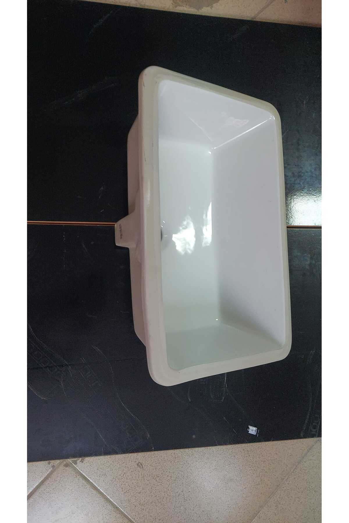 İsvea SOLUZİONE TEZGAH ALTI LAVABO