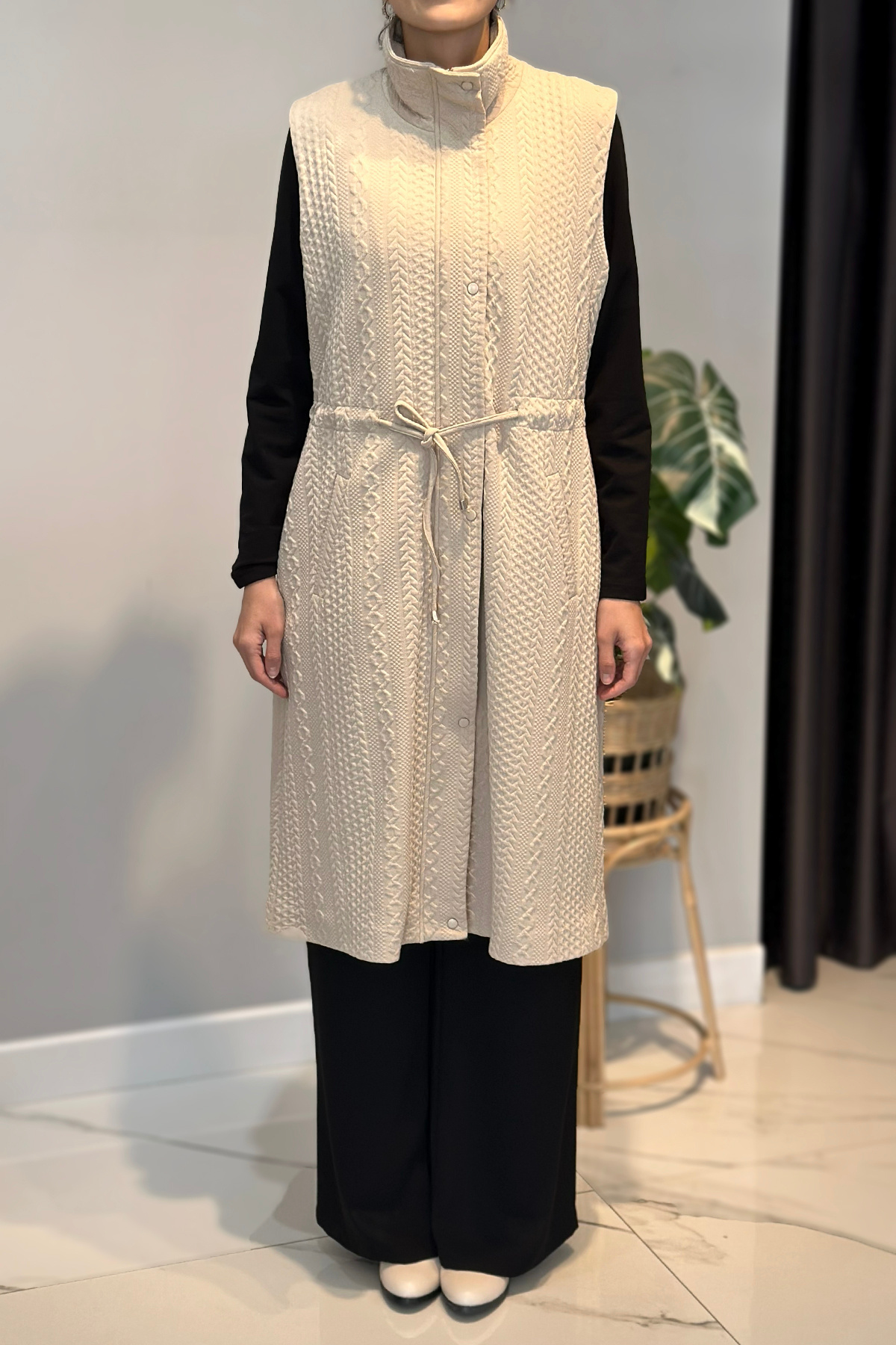 Lale Butik Örme Jakar Detay Yelek 14361 Bej