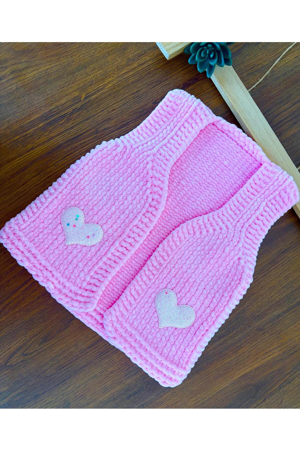 bebiktanem Şeker Pembe El Örgüsü Kadife Bebek Yelek fotoğrafı 3 (önizleme)