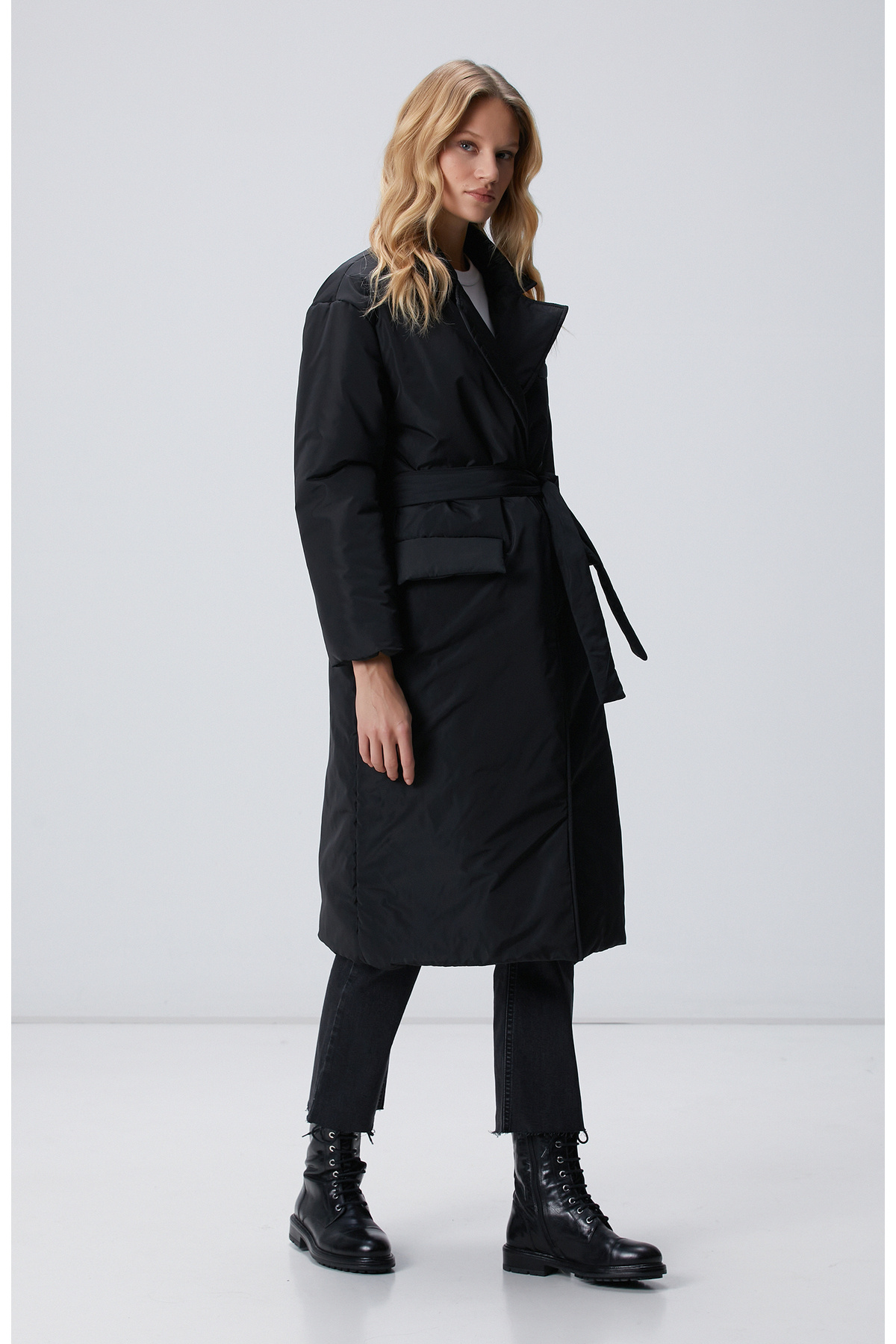 Network  Siyah Uzun Kaban - Görsel 3