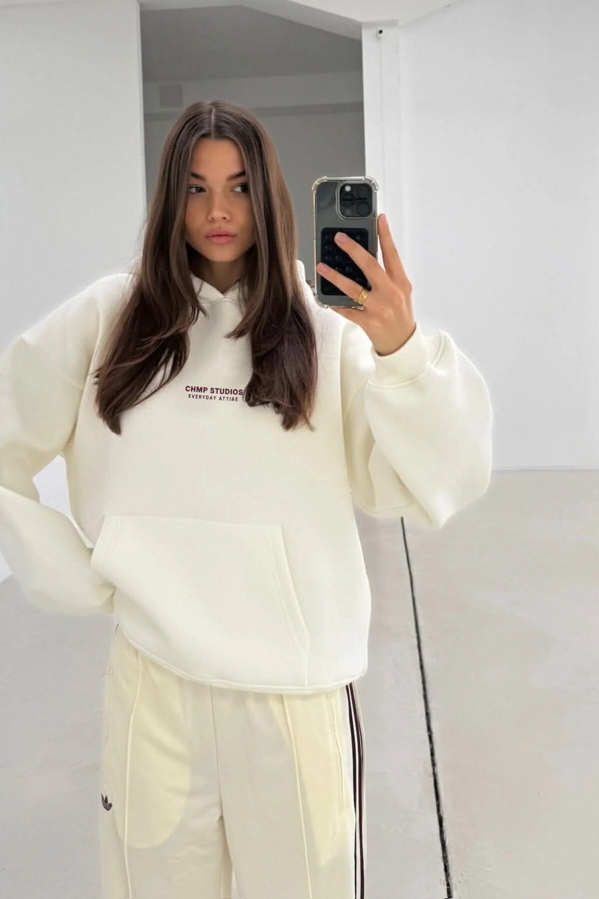 The Champ Clothing Women's Oversized Sweatshirt Hoodie Chmp Studios White – Hooded , 3 Thread Fleece, Kangaroo Pocket