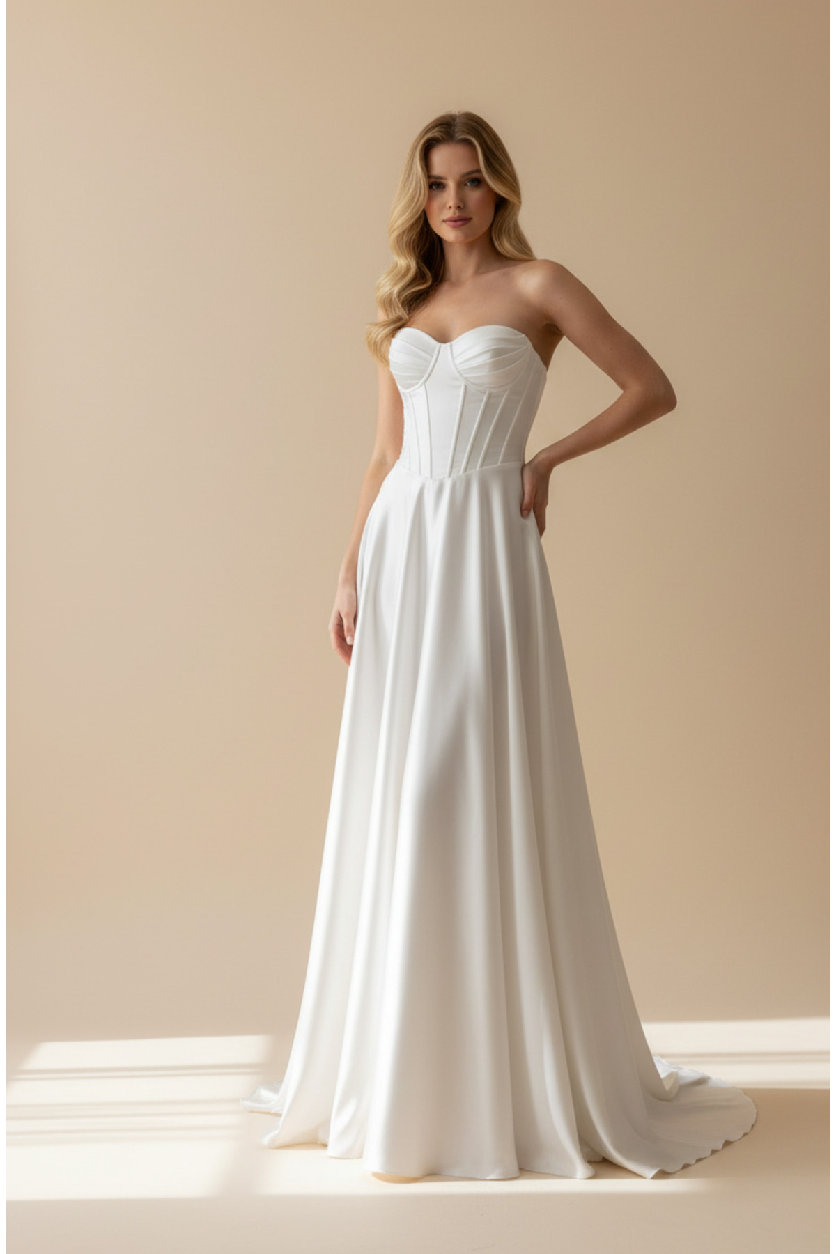 Arwelia Straplez Saten Korse Detaylı Uzun Abiye Elbise – Gelinlik