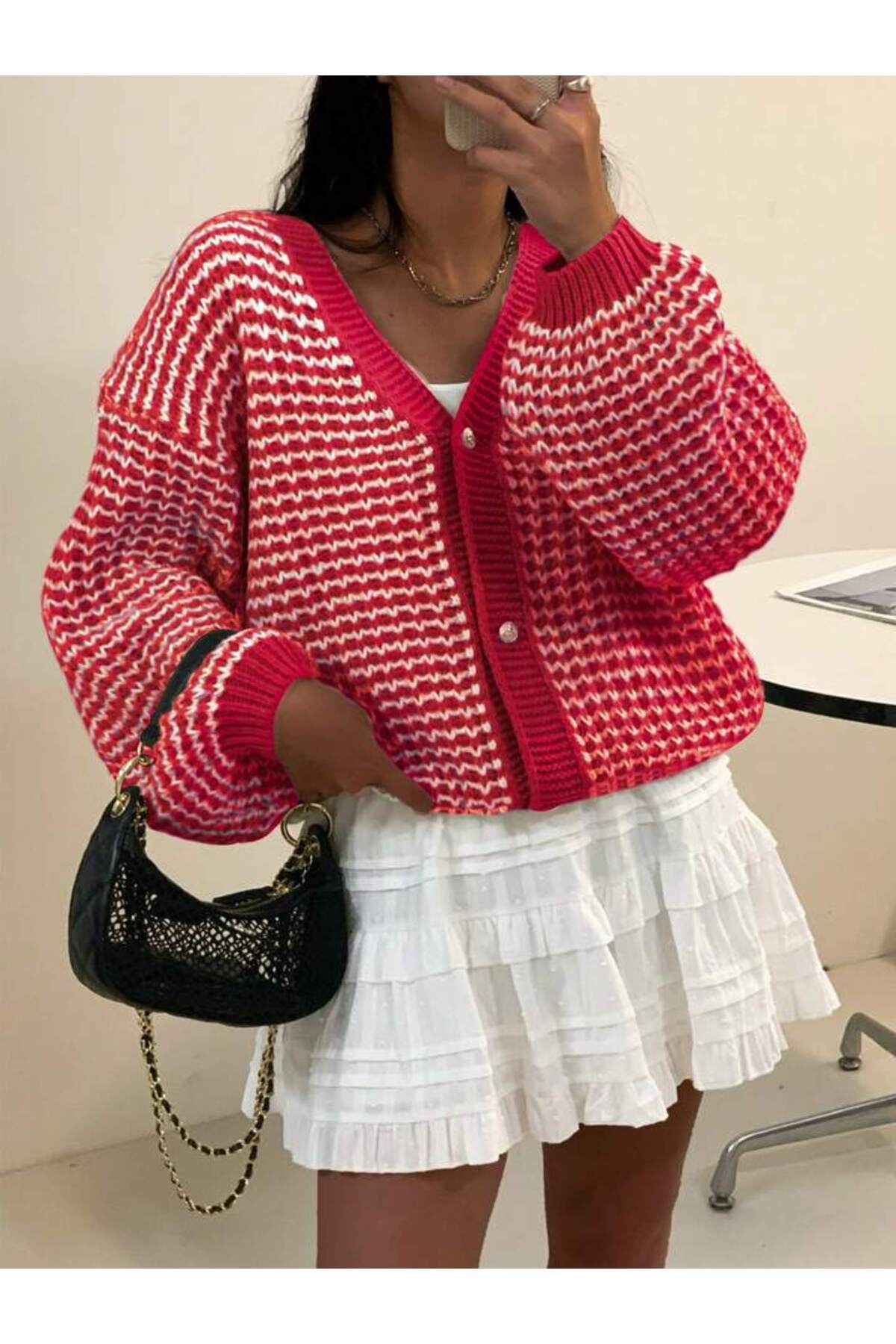 Low Shoulder Oversized Thessaloniki Plaid Knit Patterned V-Neck Cardigan Sweater GLZ045