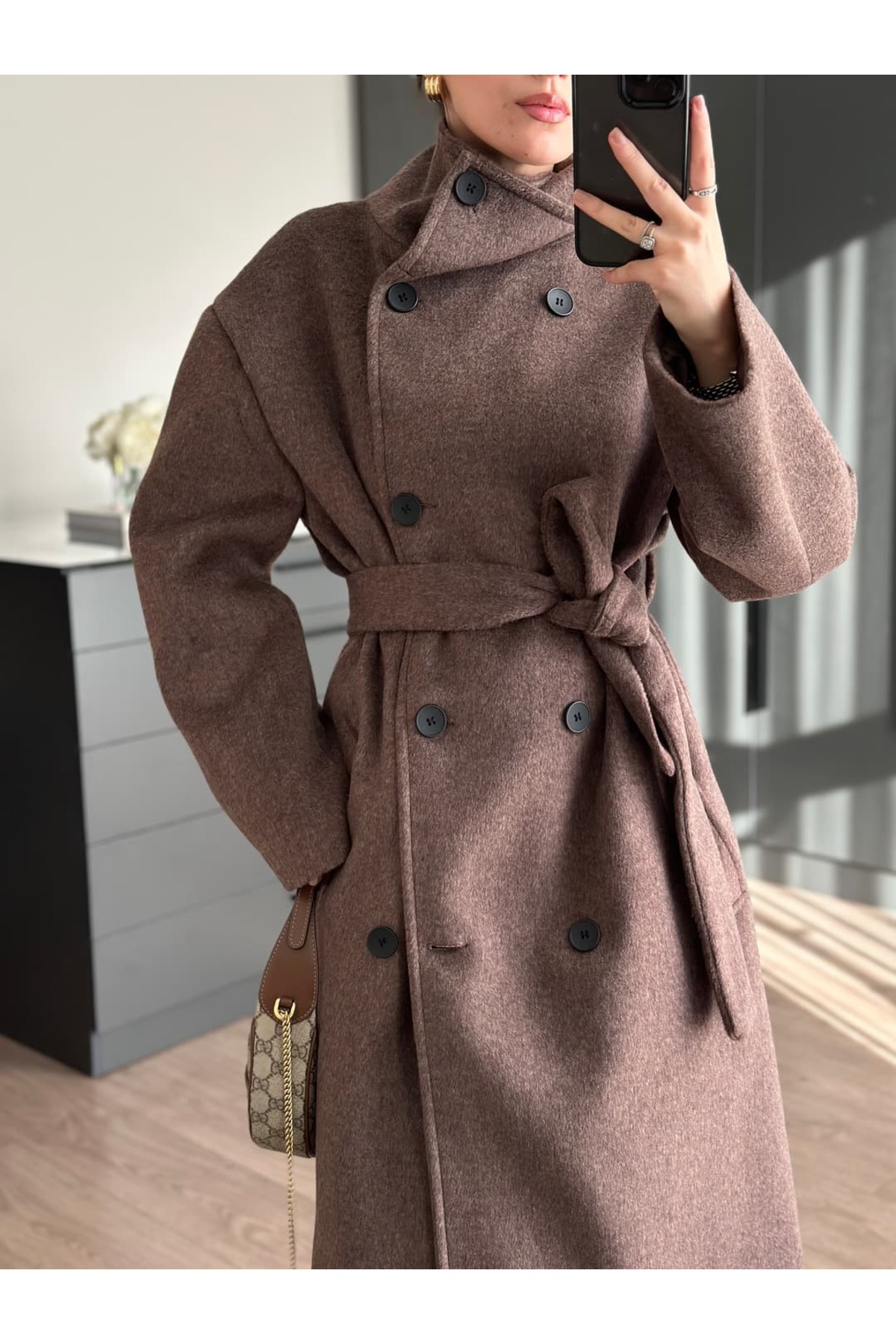 Tugen Co  DİK YAKA KUŞAKLI UZUN YÜN KAHVE PALTO - Görsel 4