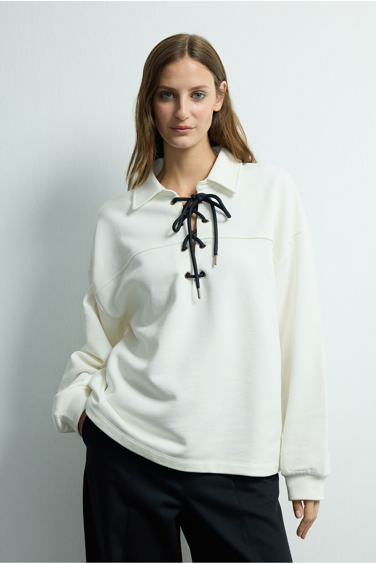 Love My Body  Moda Tutkusu Kuş Gözlü Uzun Kol Sweatshrt