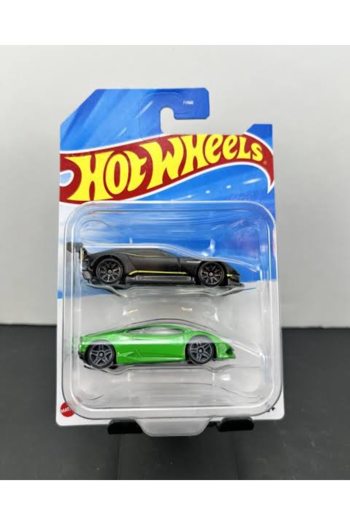HOT WHEELS 2025 Mainline 2pk Aston Martin Vulcan & Lamborghini