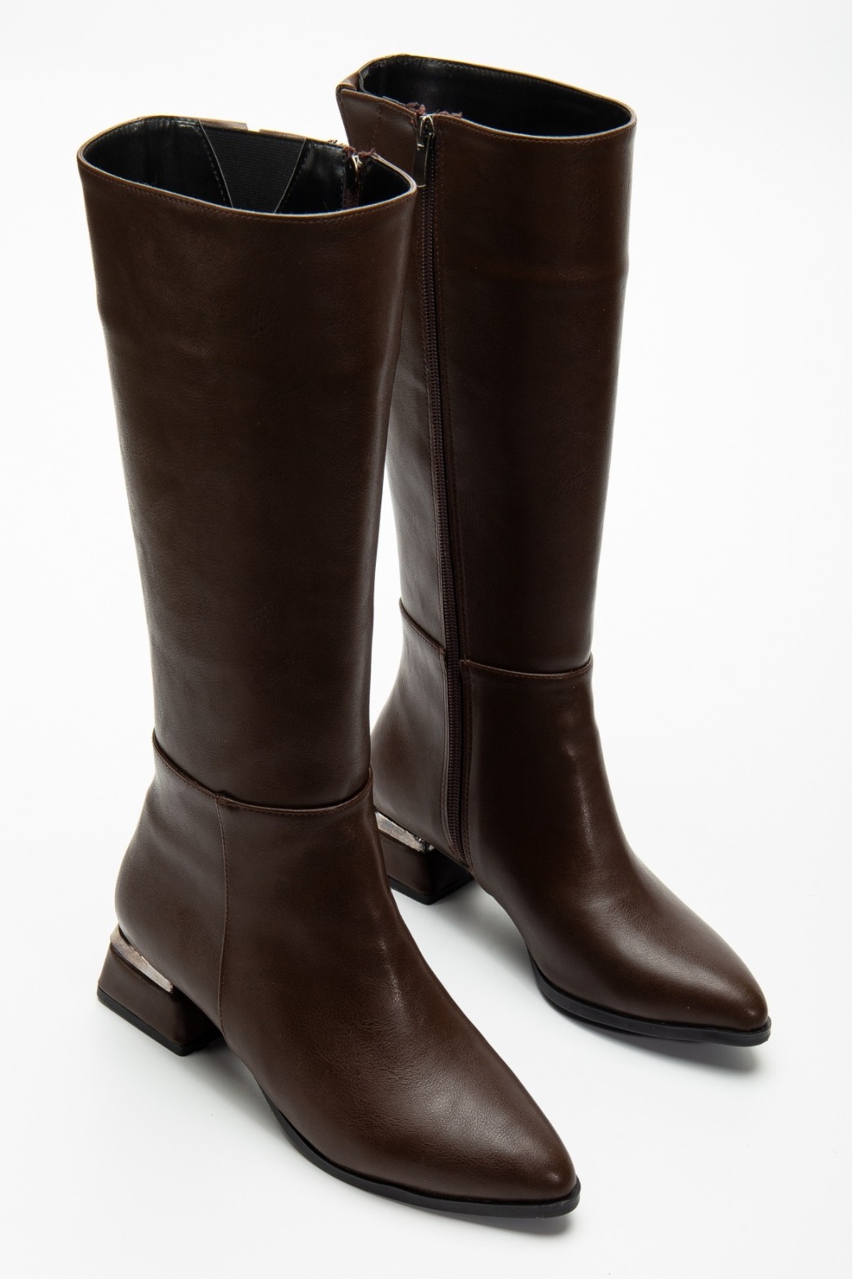 Genetti Жіночі черевики на підборах зі срібними деталями