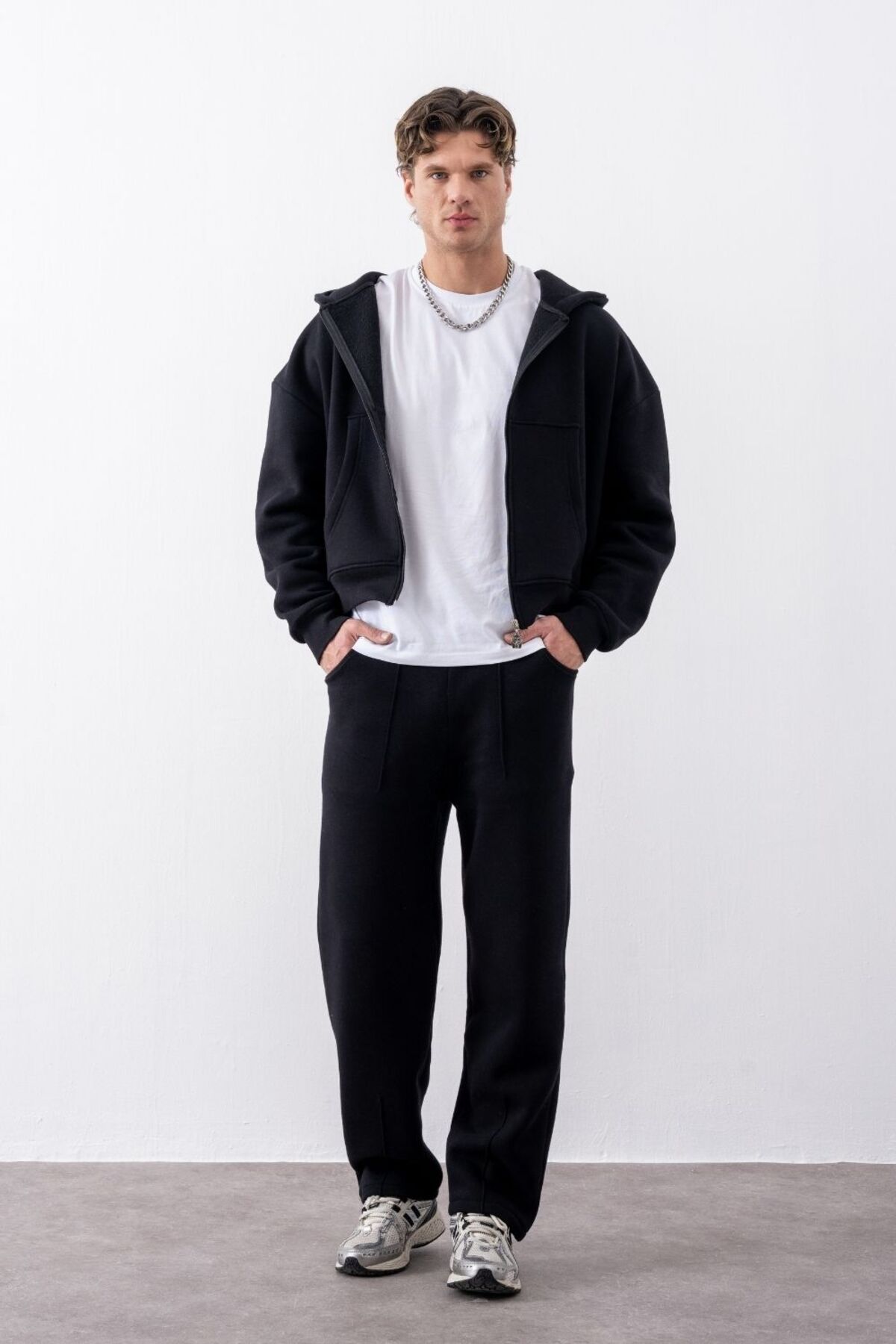 Erkek Boxy Oversize Fermuarlı Chill Siyah Sweatshirt — مشکی GV1071-1 — تصویر 3 از 3